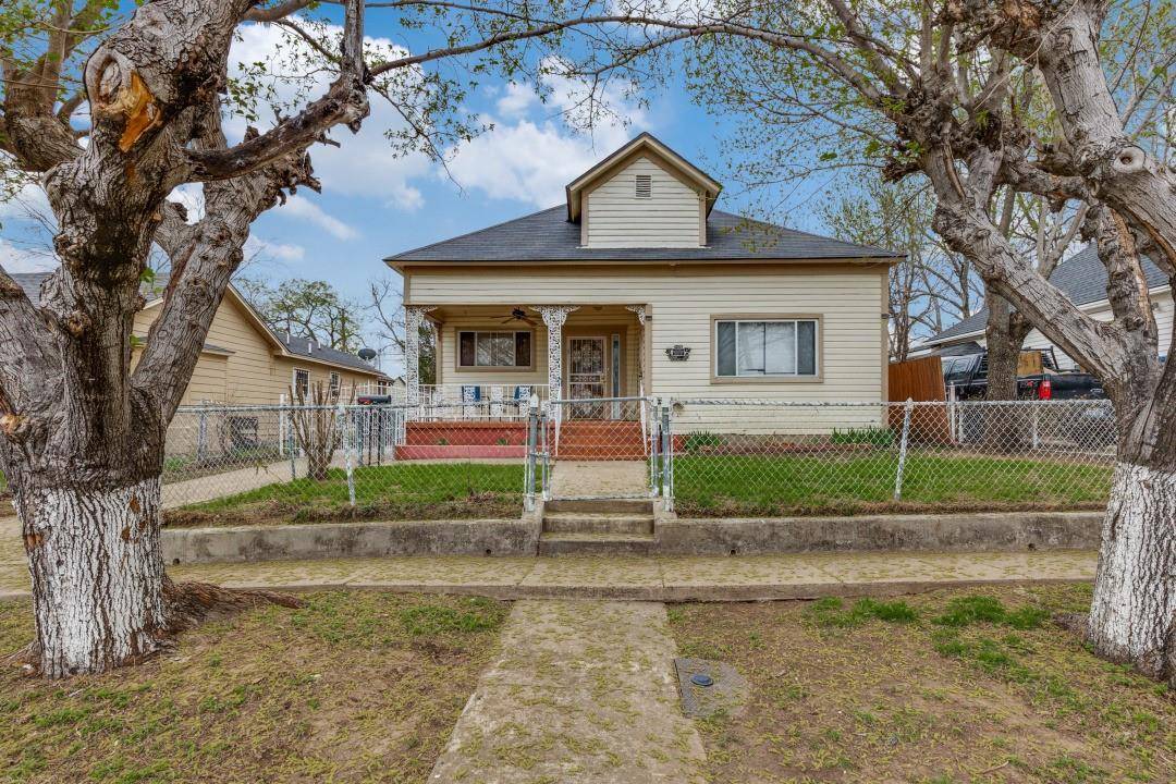 Fort Worth, TX 76164,1405 Denver Avenue