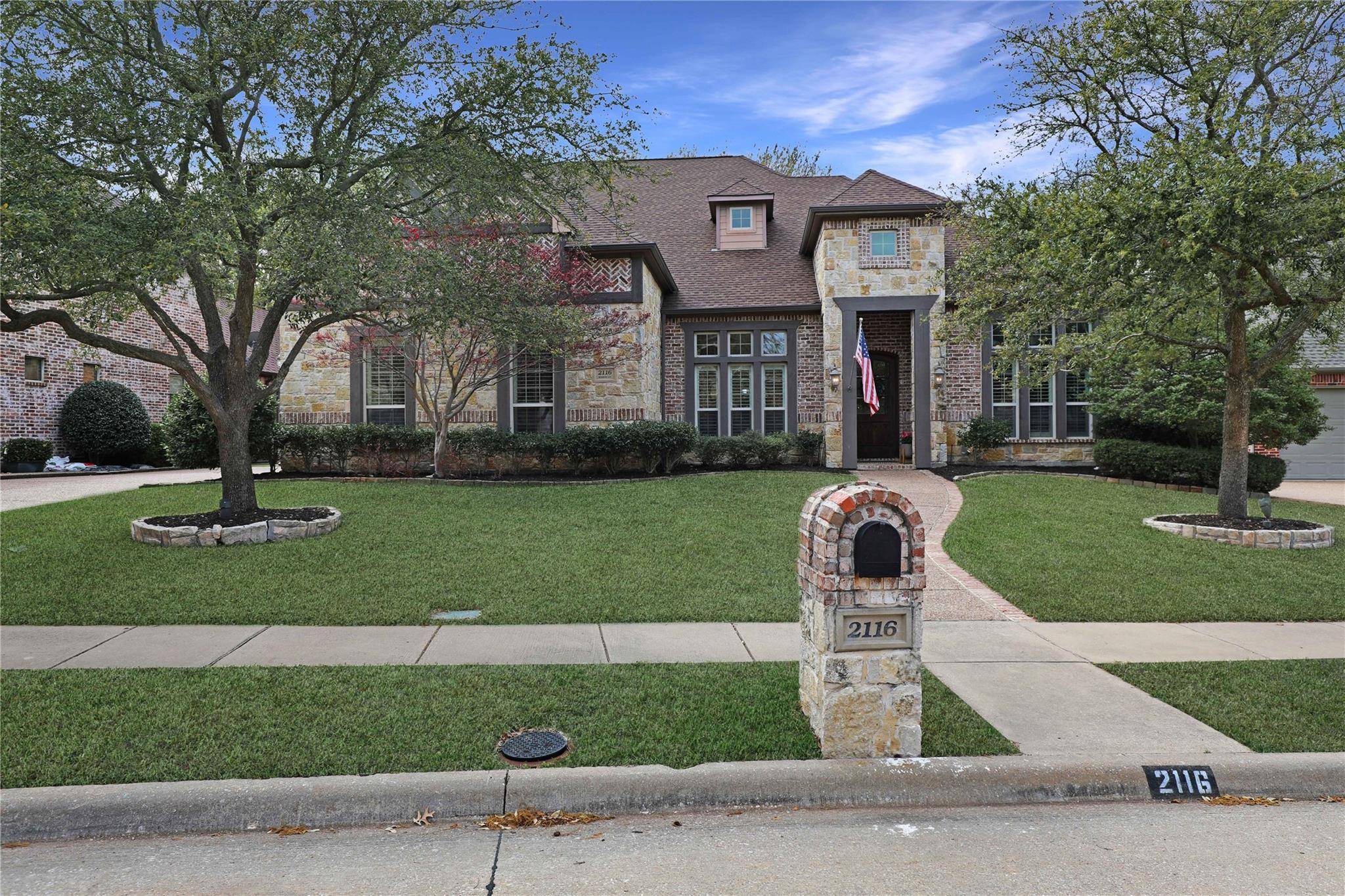 Mckinney, TX 75072,2116 Surrey Lane