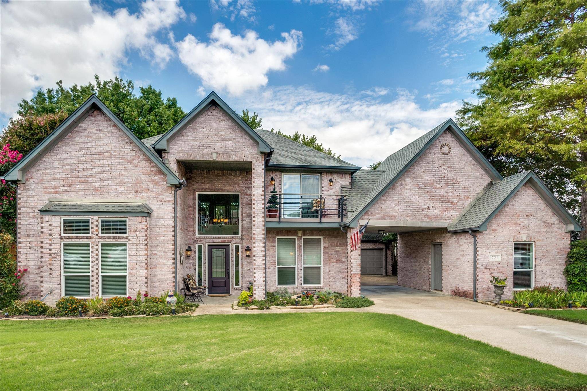 Plano, TX 75025,721 Sunkist Lane