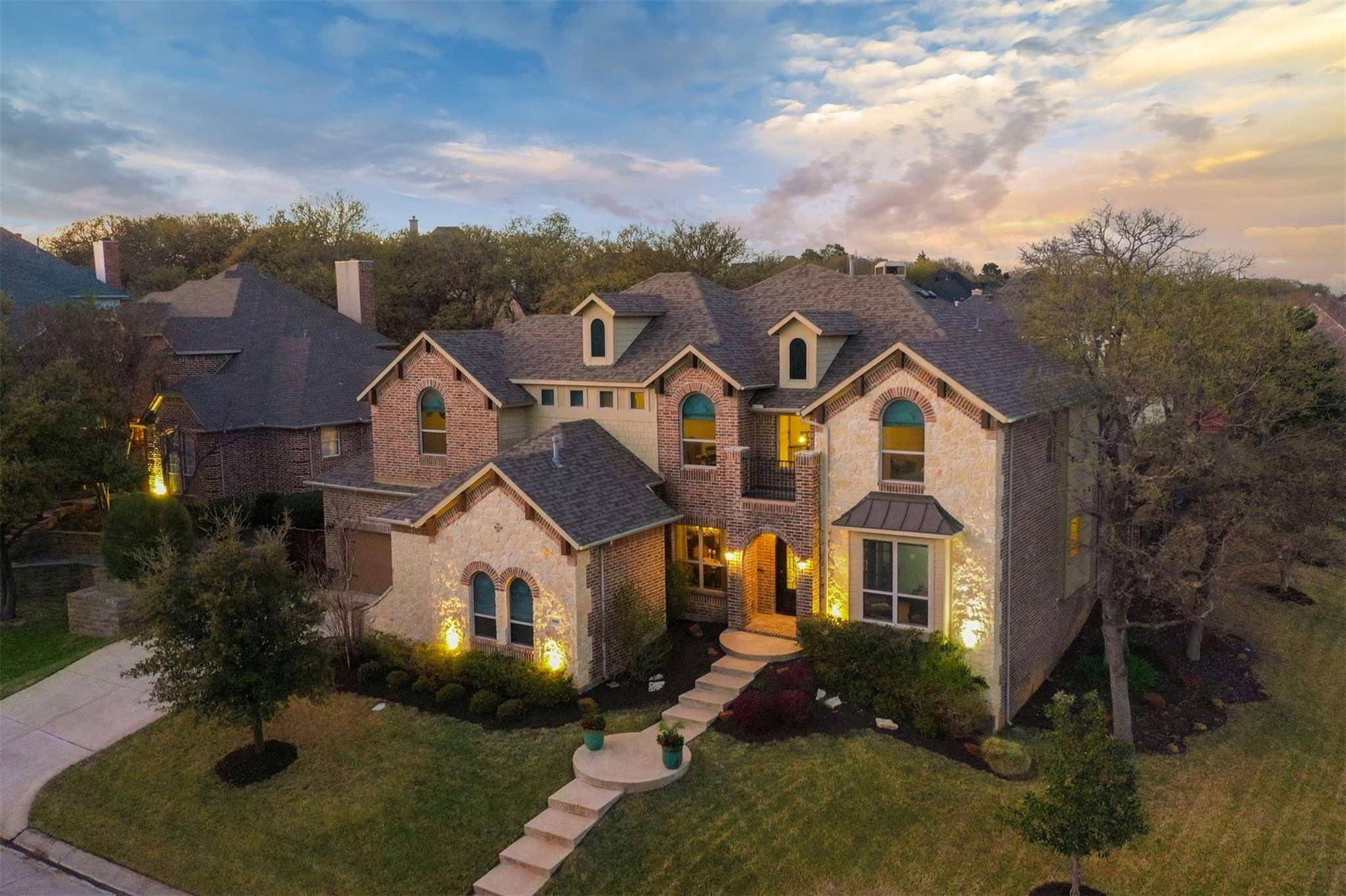 Highland Village, TX 75077,800 Greenvalley Lane