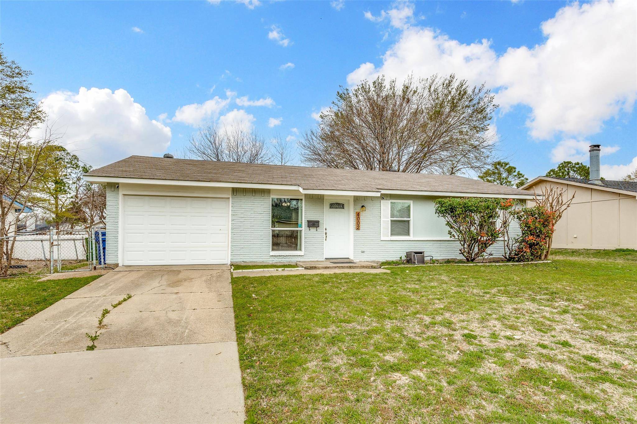 Garland, TX 75043,4002 Commonwealth Drive