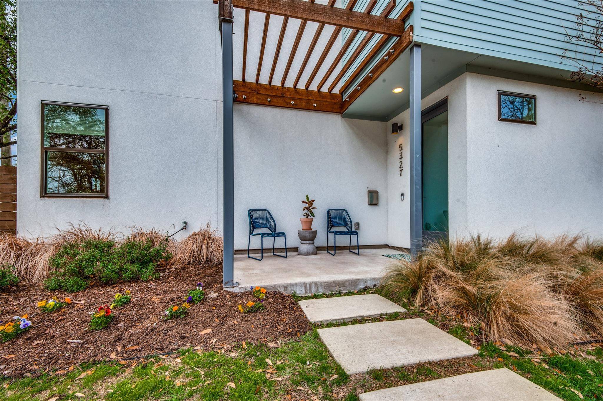 Dallas, TX 75206,5327 Ellsworth Avenue