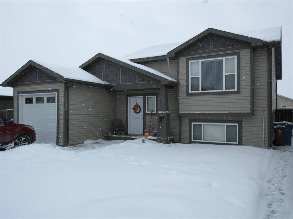 Taber, AB T1G 0A8,5609 43 ST #F