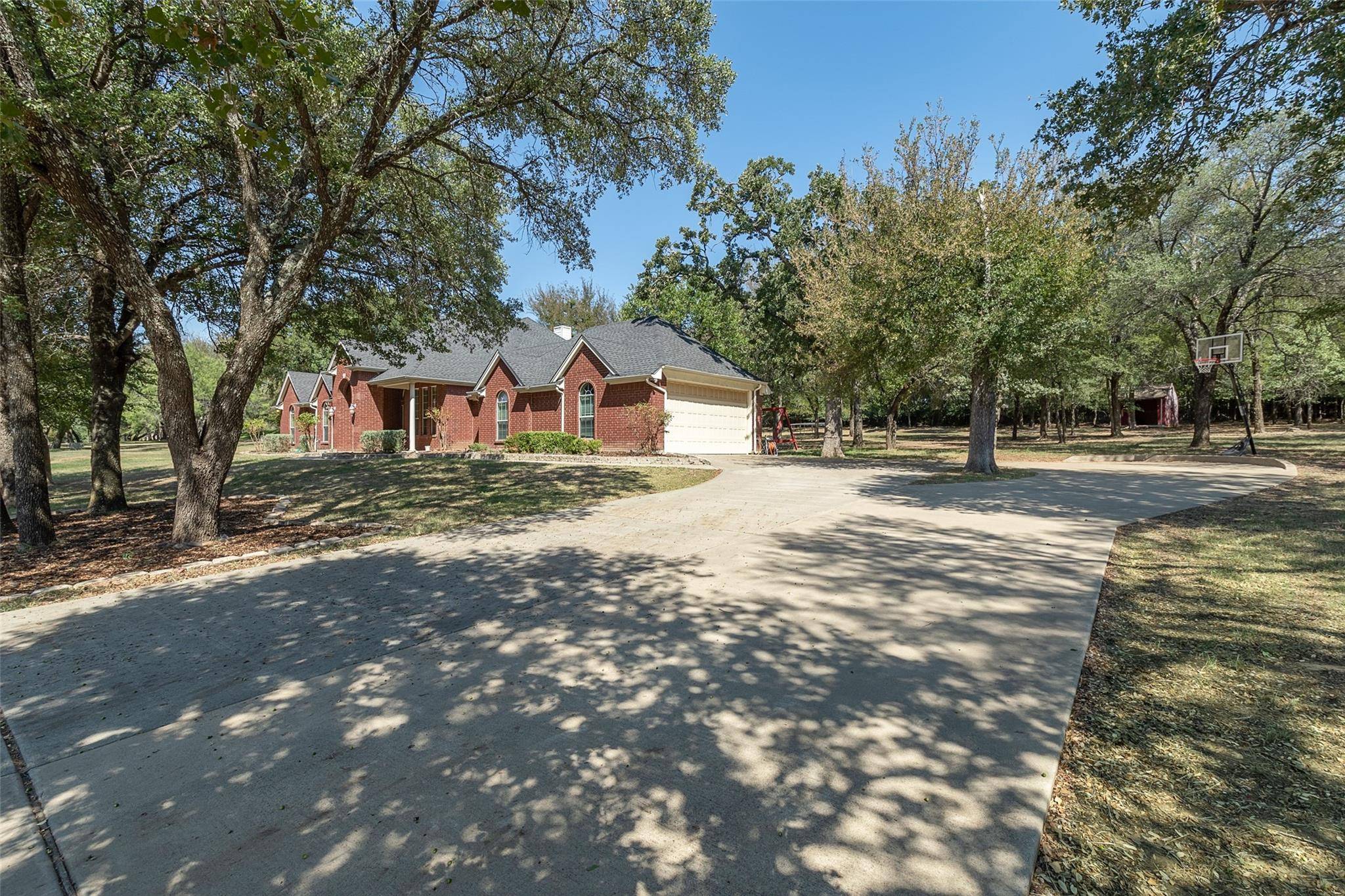 Weatherford, TX 76088,135 Forest Creek Circle