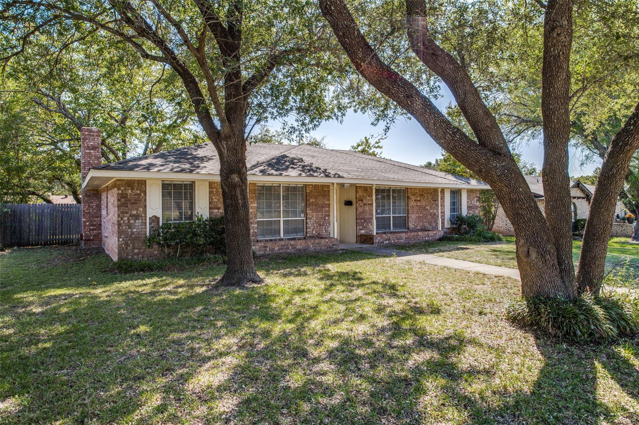 Lancaster, TX 75146,726 Oakbluff Drive