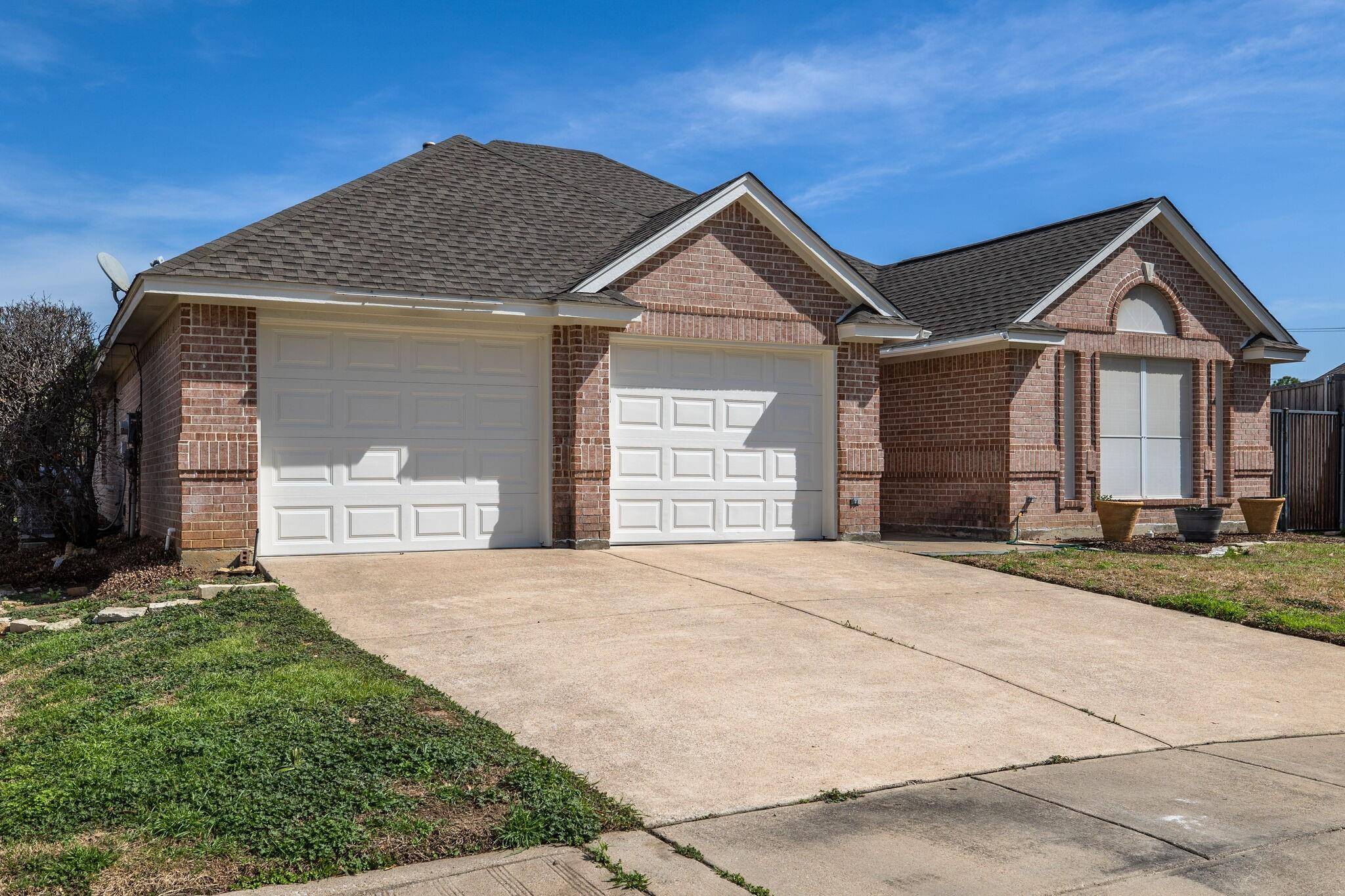 Arlington, TX 76013,2400 Casey Court