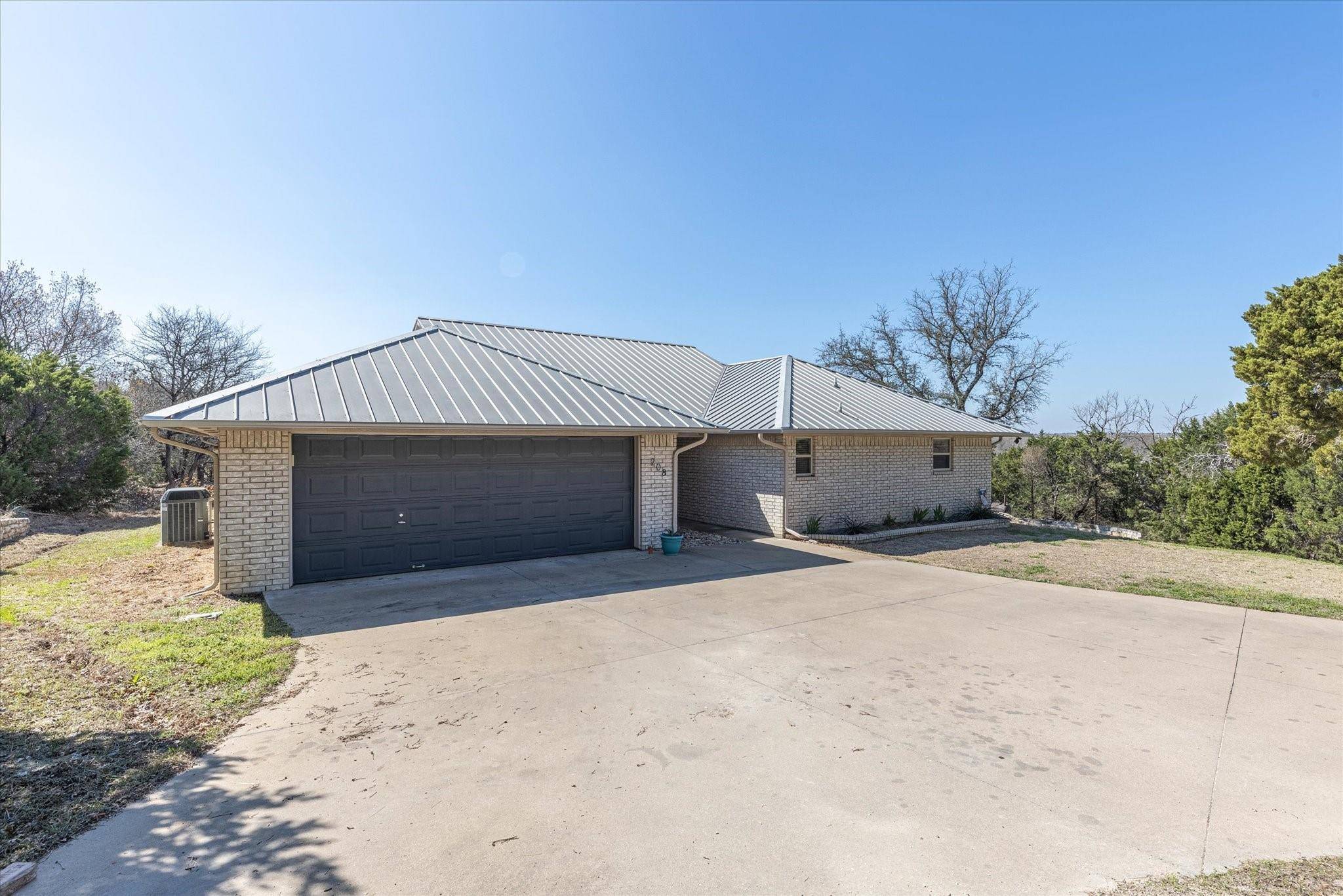 Cresson, TX 76035,208 E Bluebonnet Drive