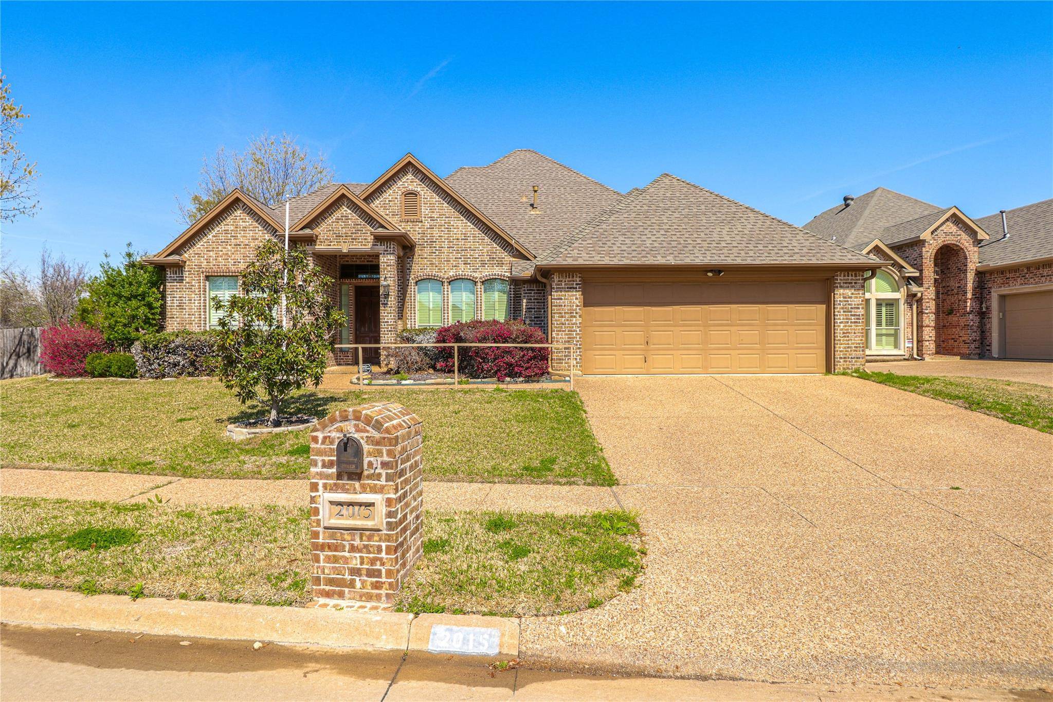 Arlington, TX 76013,2015 Kodiak Court