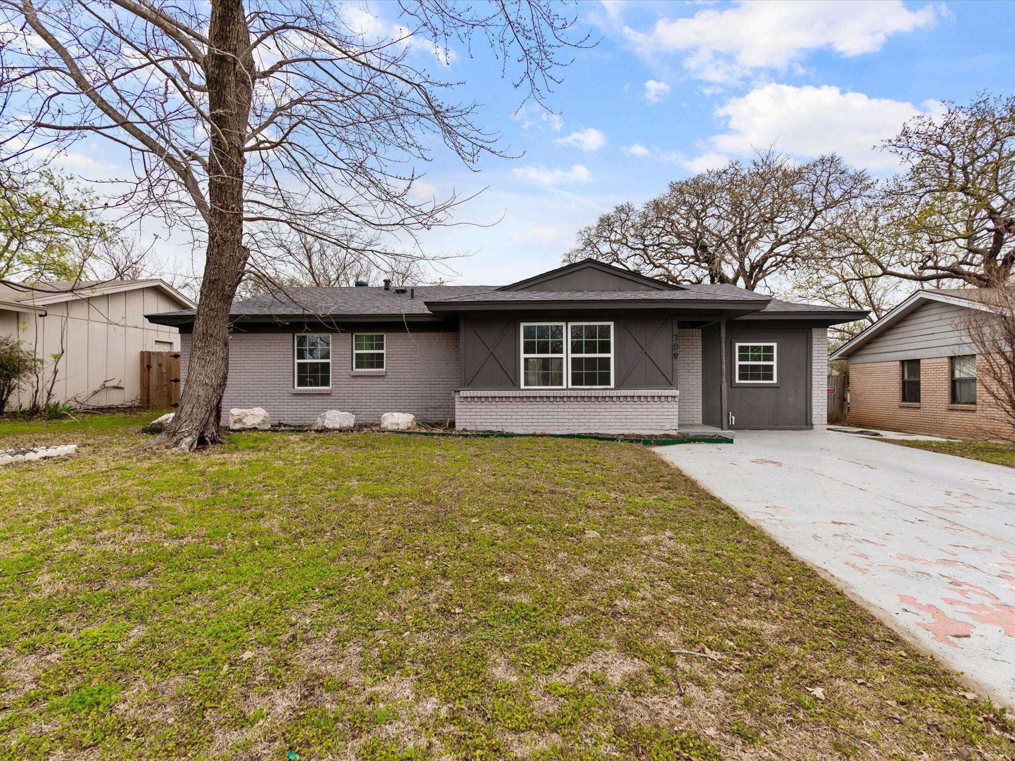 Hurst, TX 76053,709 W Cedar Street