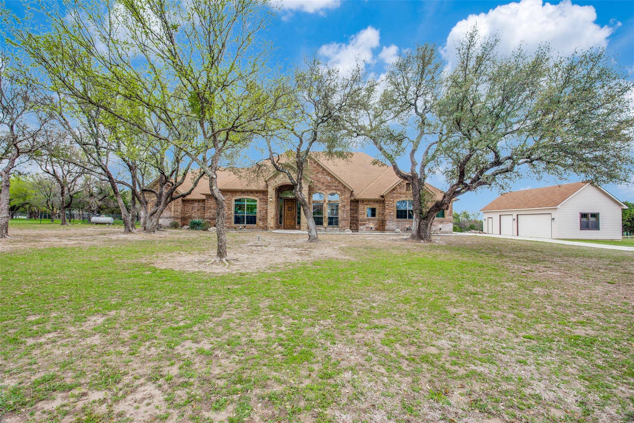 Azle, TX 76020,202 HORIZON Circle