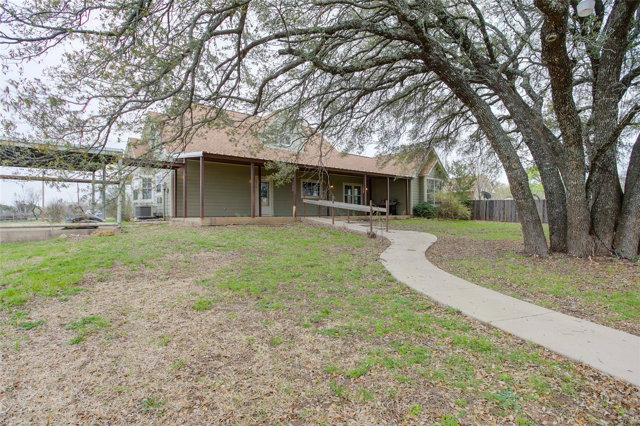 Glen Rose, TX 76690,1917 County Road 1004