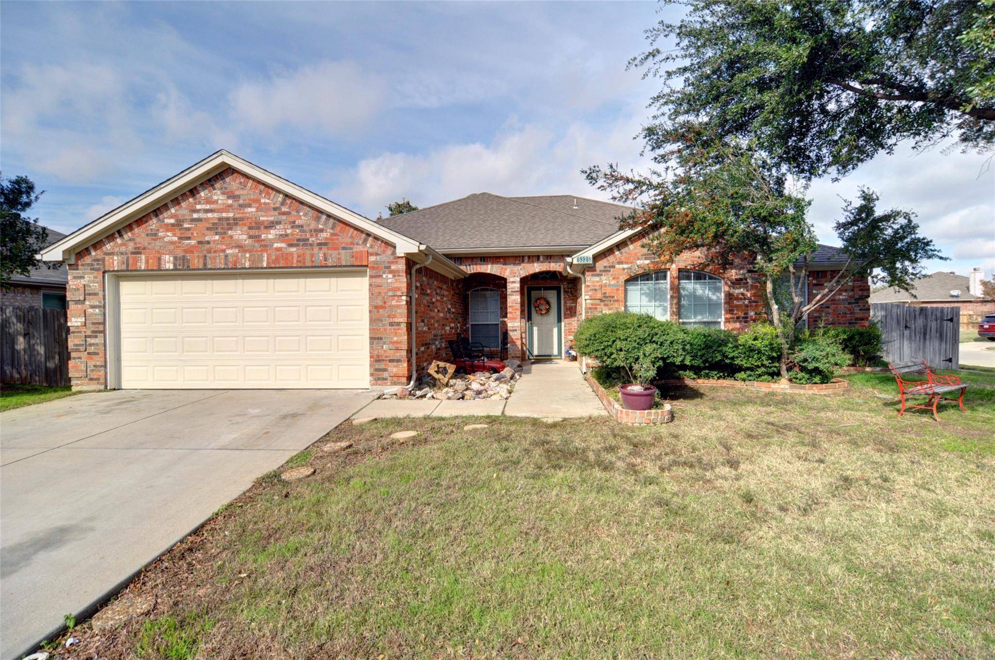 Fort Worth, TX 76244,5325 Malibu Street