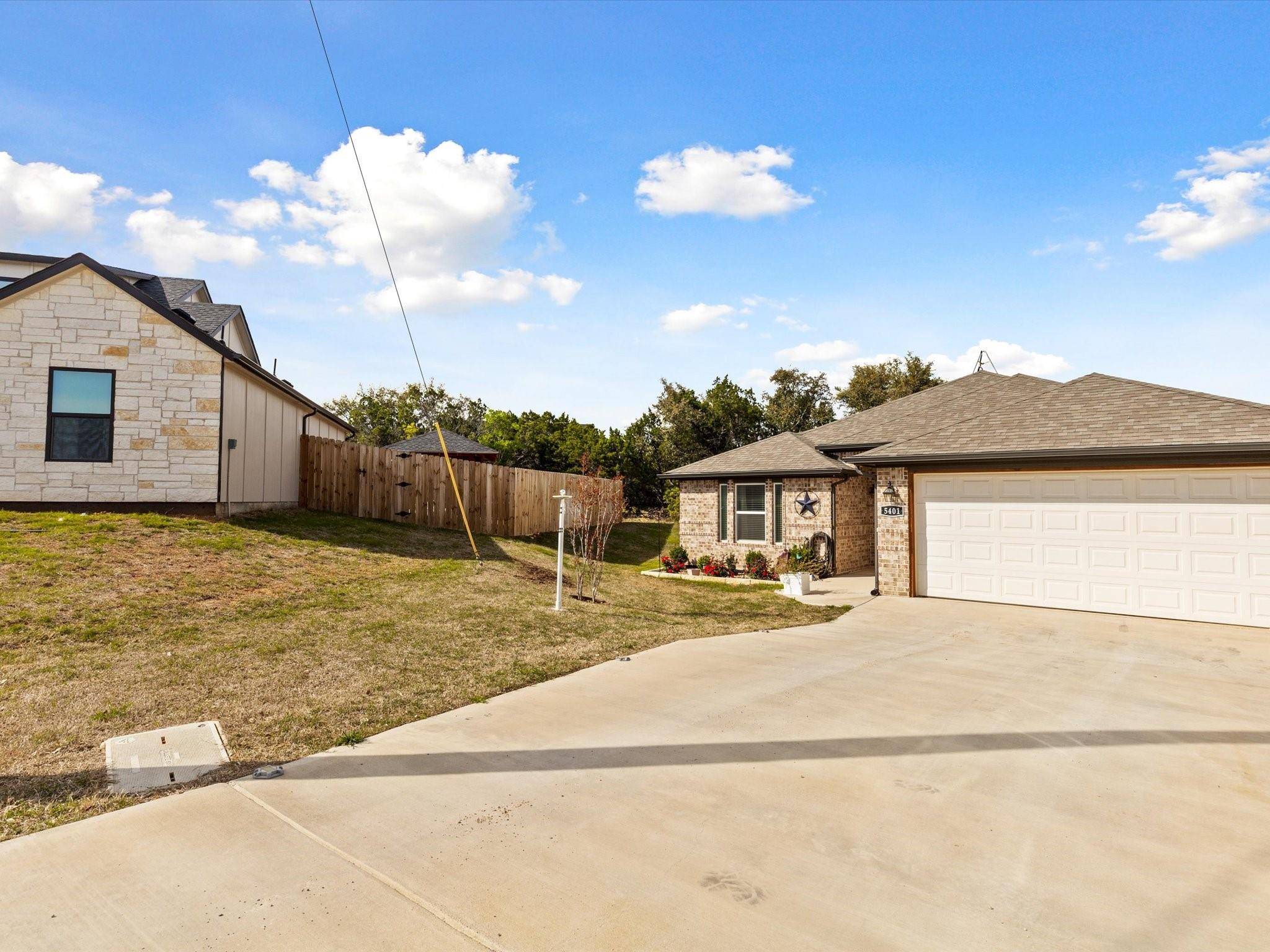 Granbury, TX 76048,5401 Lamota Court