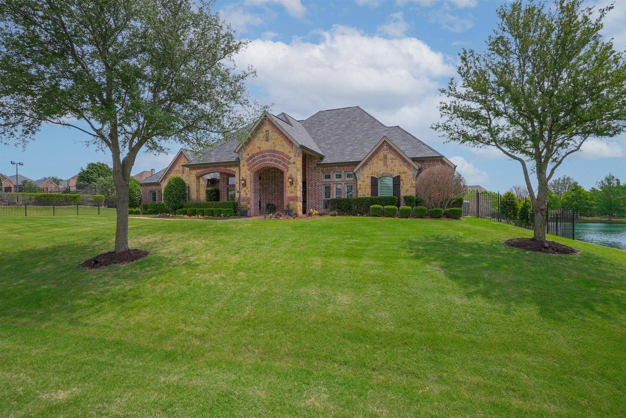 Flower Mound, TX 75022,2404 Bella Lago Drive