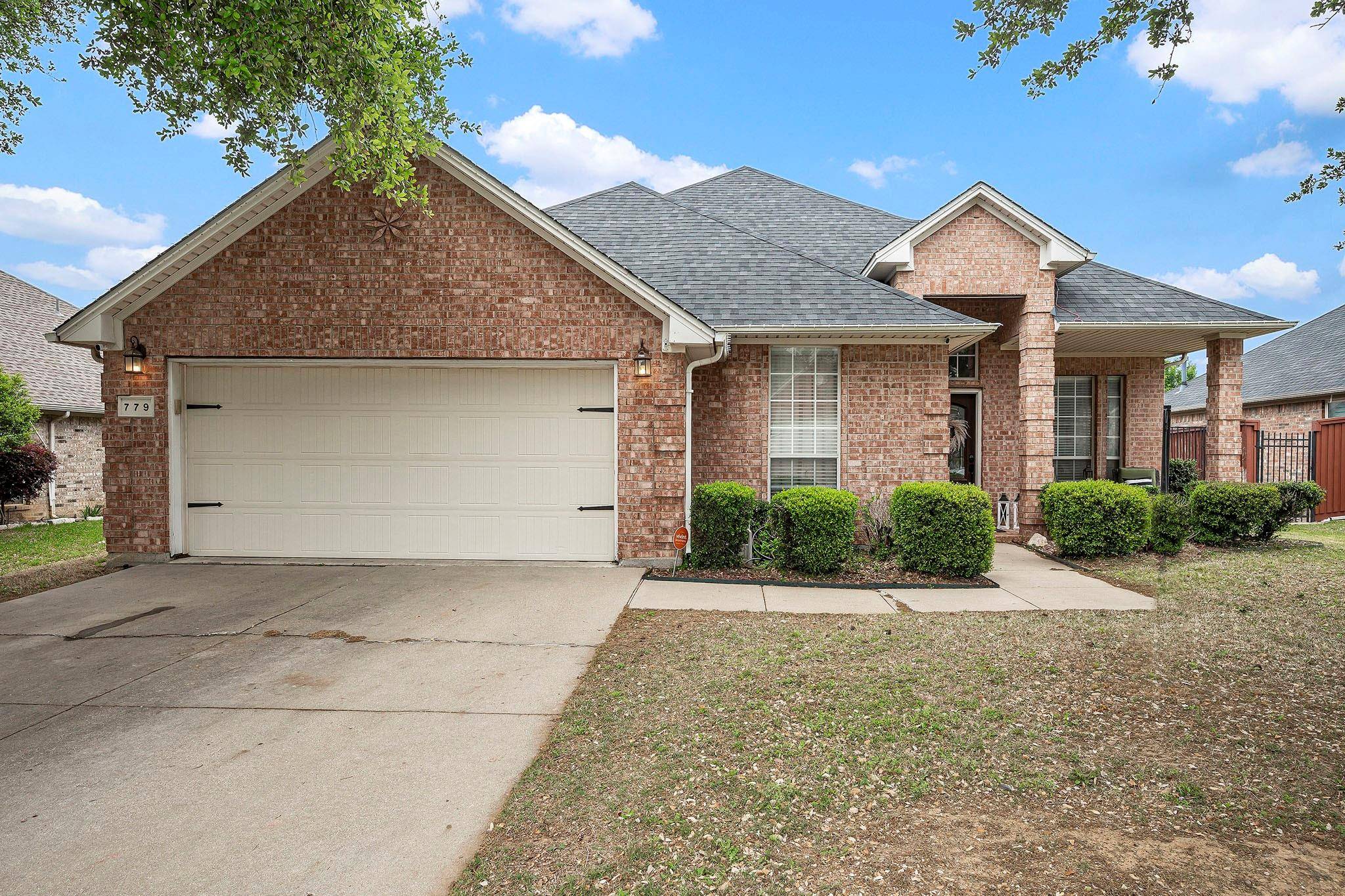 Burleson, TX 76028,779 Little Ridge Court