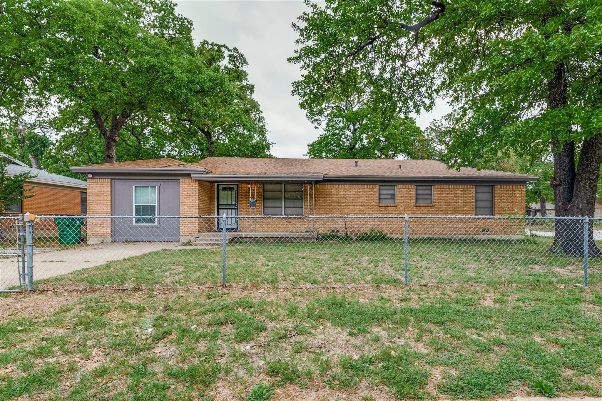 Haltom City, TX 76117,3000 Edith Lane