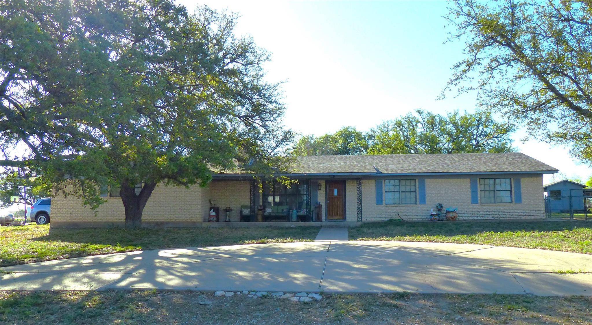 Brady, TX 76825,101 Hardin Jones Street