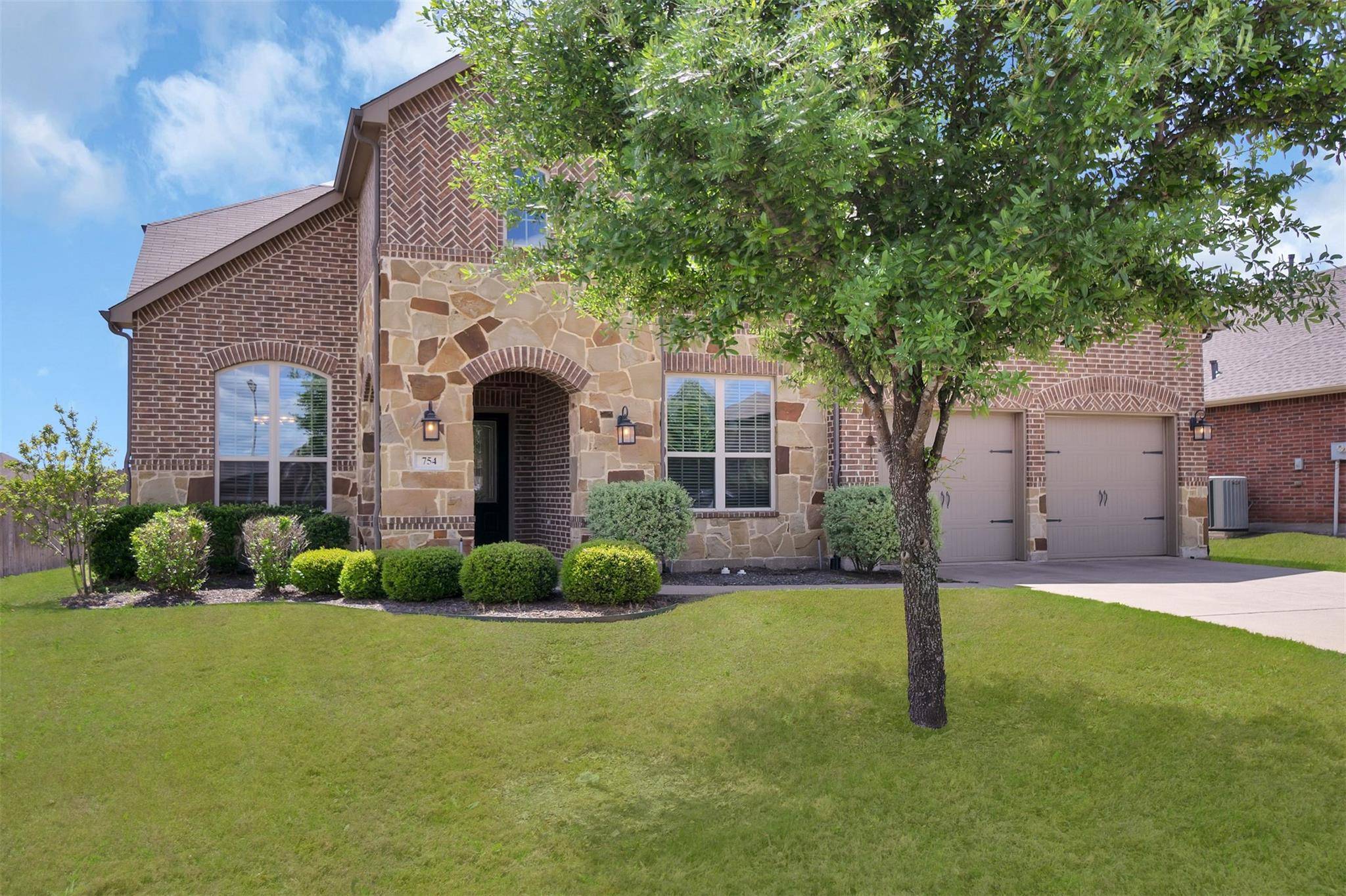 Forney, TX 75126,754 Sycamore Trail