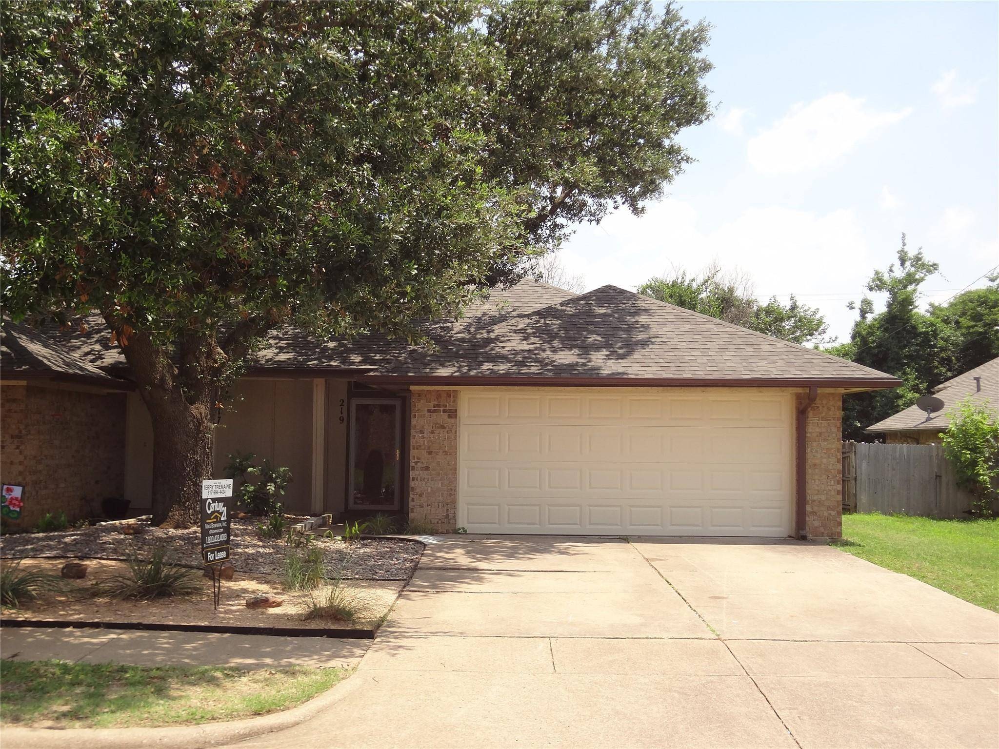 Hurst, TX 76054,219 Mountainview Drive