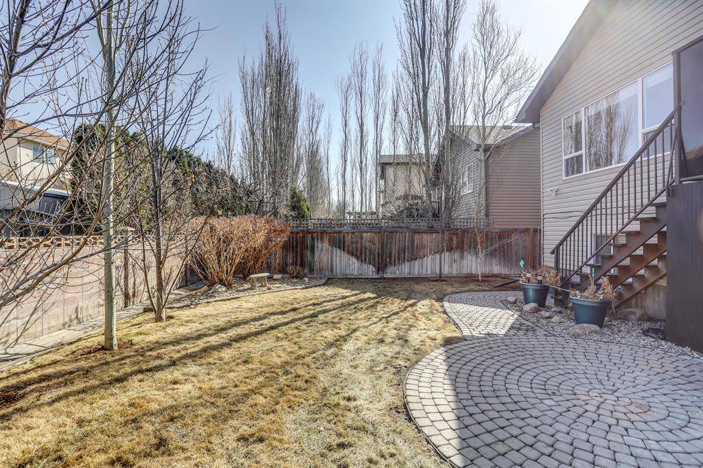 Lethbridge, AB T1K4X2,466 Gateway CRES