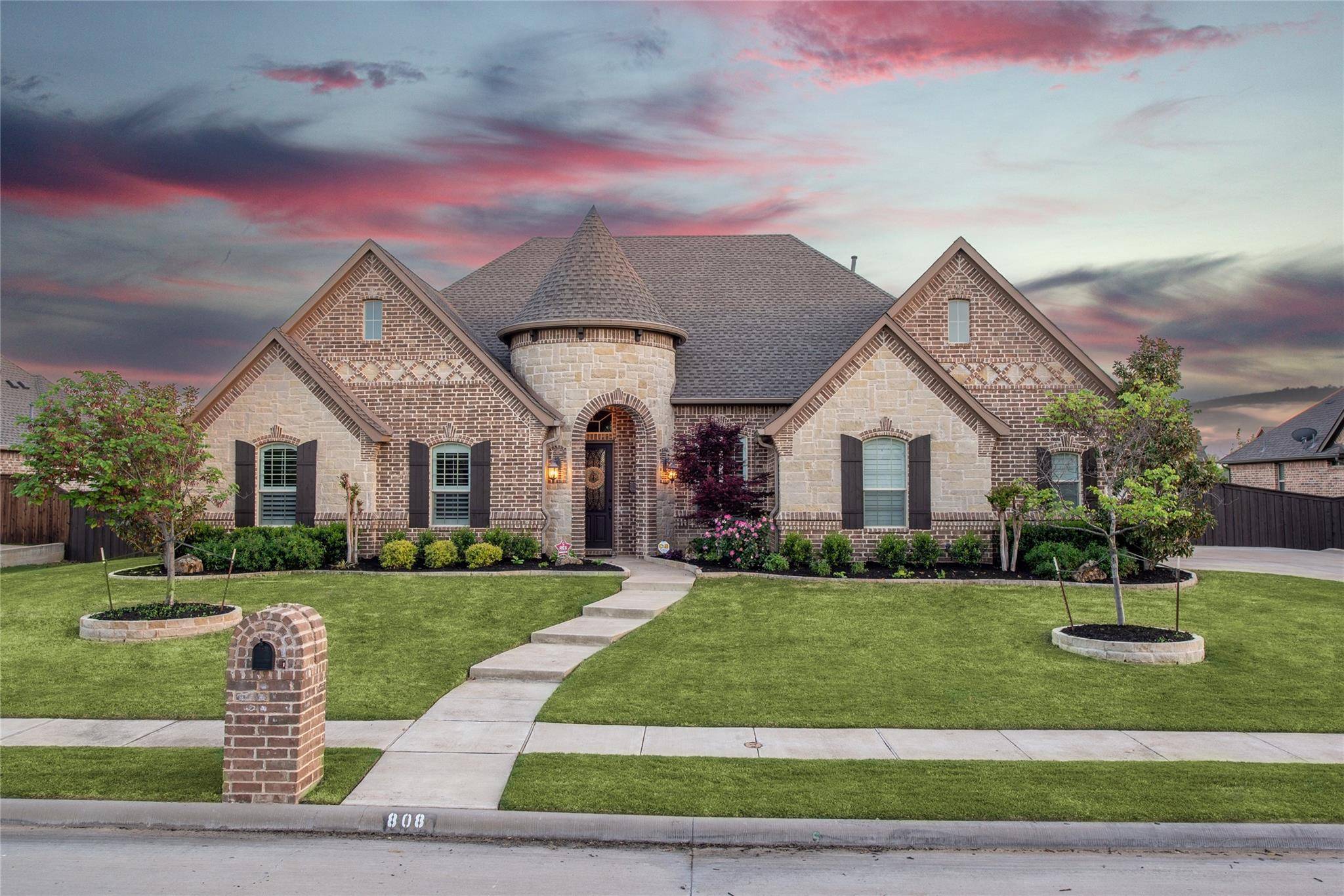 Keller, TX 76248,808 Regal Crossing