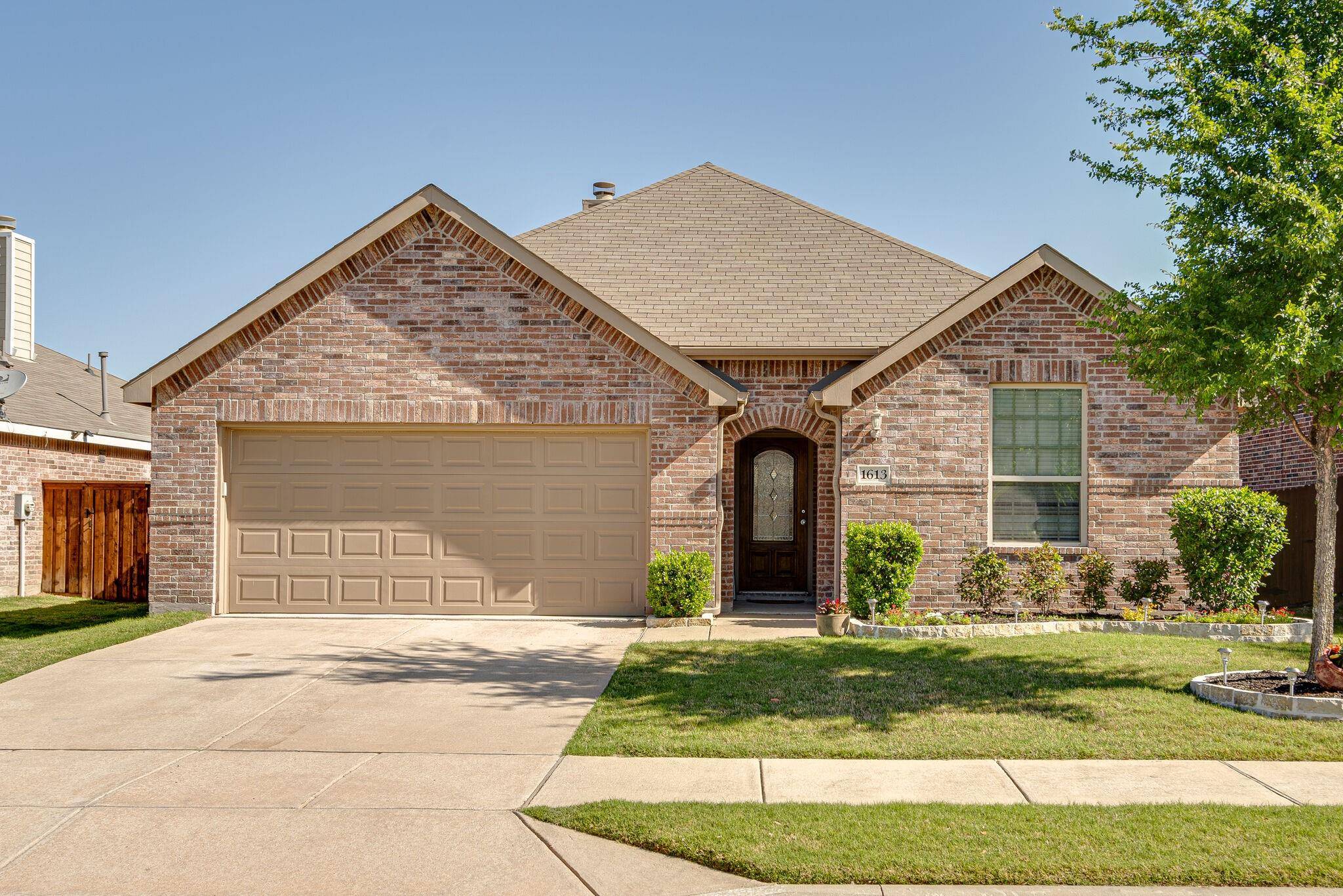 Little Elm, TX 75068,1613 Zebra Finch Drive