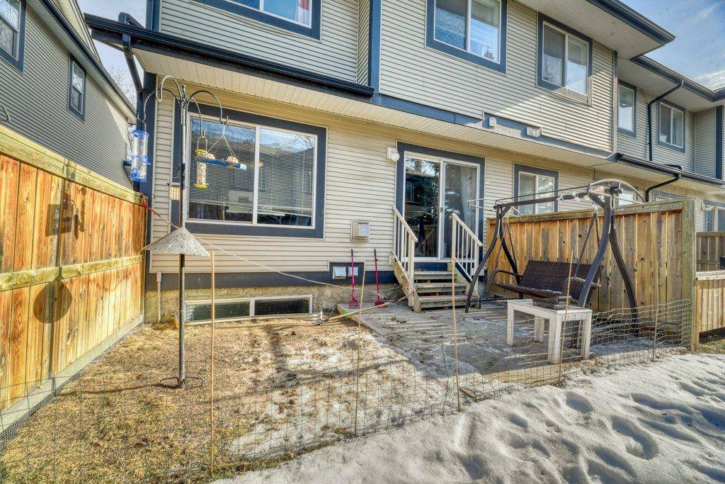 Chestermere, AB T1X 1N2,147 Stonemere PL