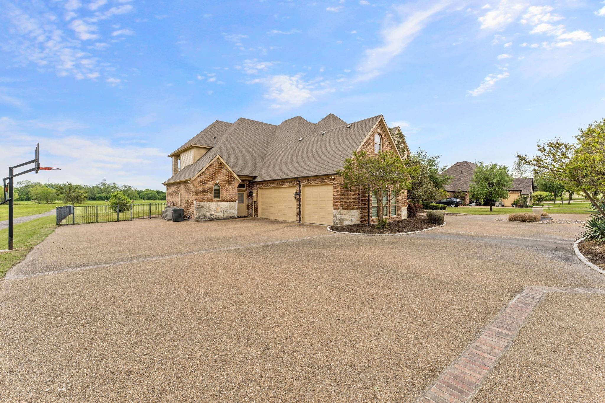 Heath, TX 75032,467 Ridge Point Drive