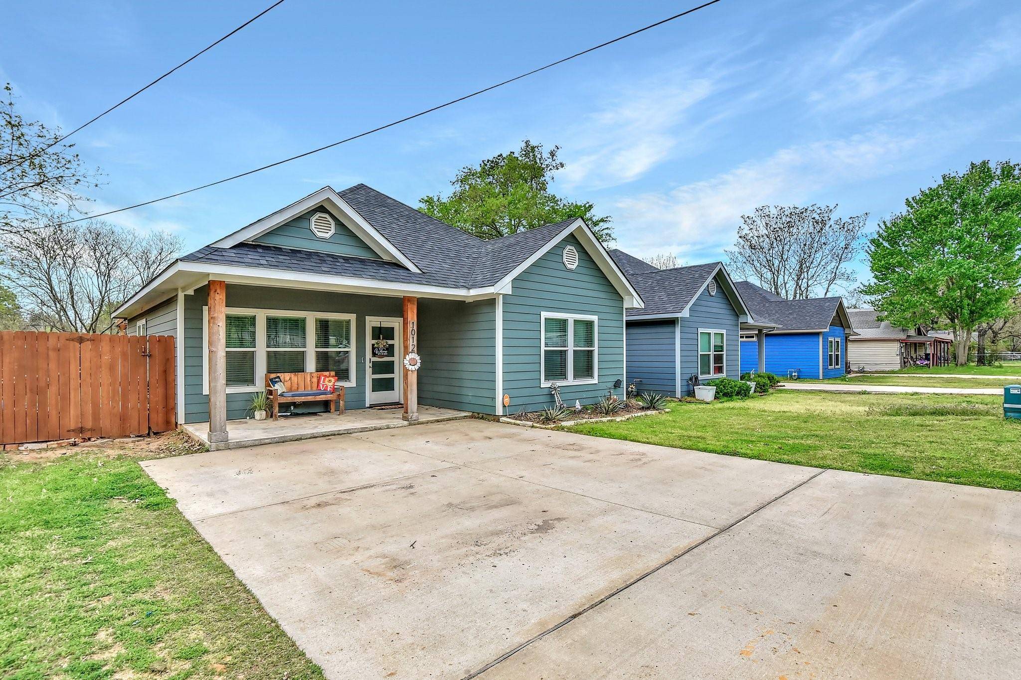 Denison, TX 75020,1012 Chase Street