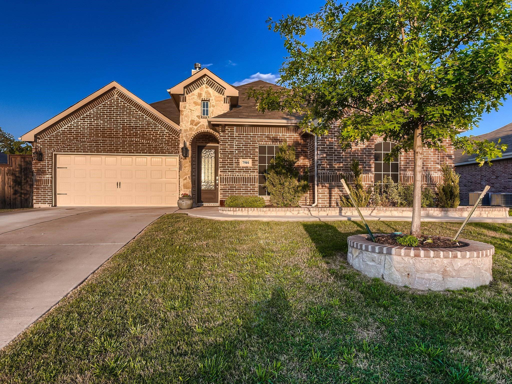 Forest Hill, TX 76140,7501 Park Avenue