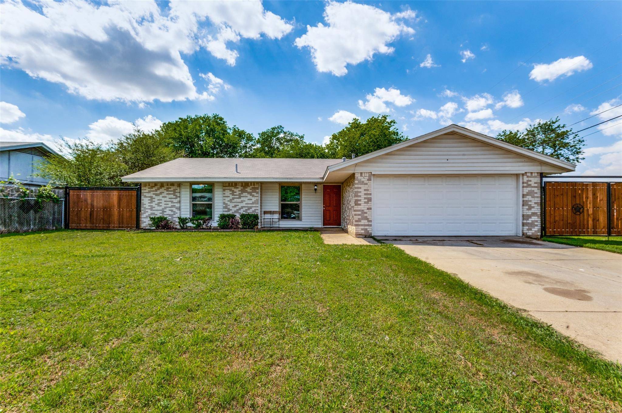 Fort Worth, TX 76119,3712 Lauretta Drive