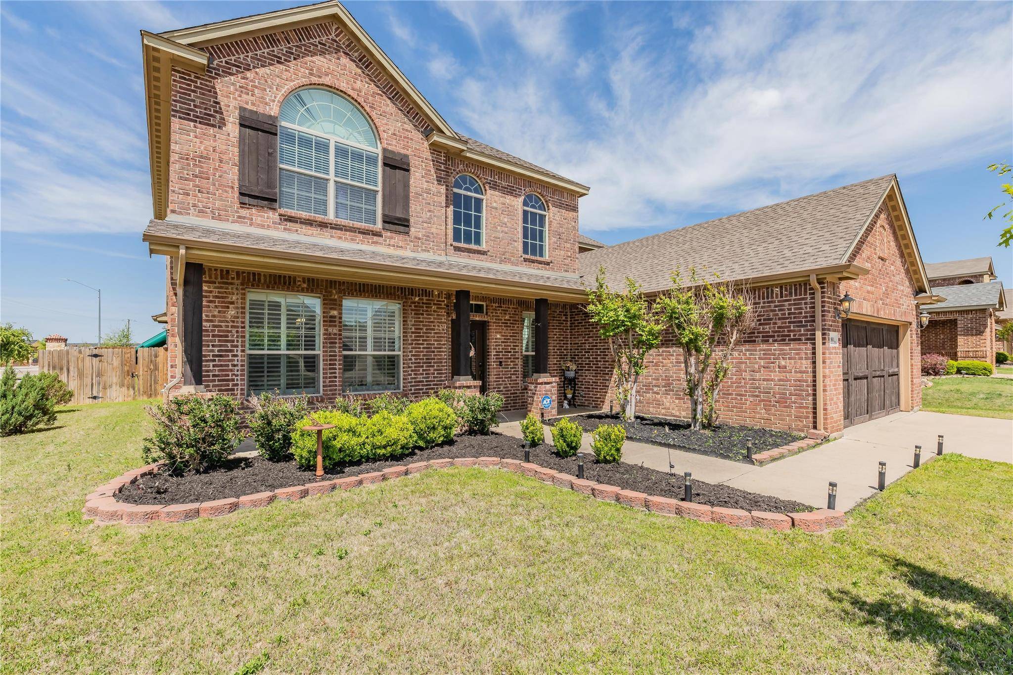 Burleson, TX 76028,801 Peach Lane