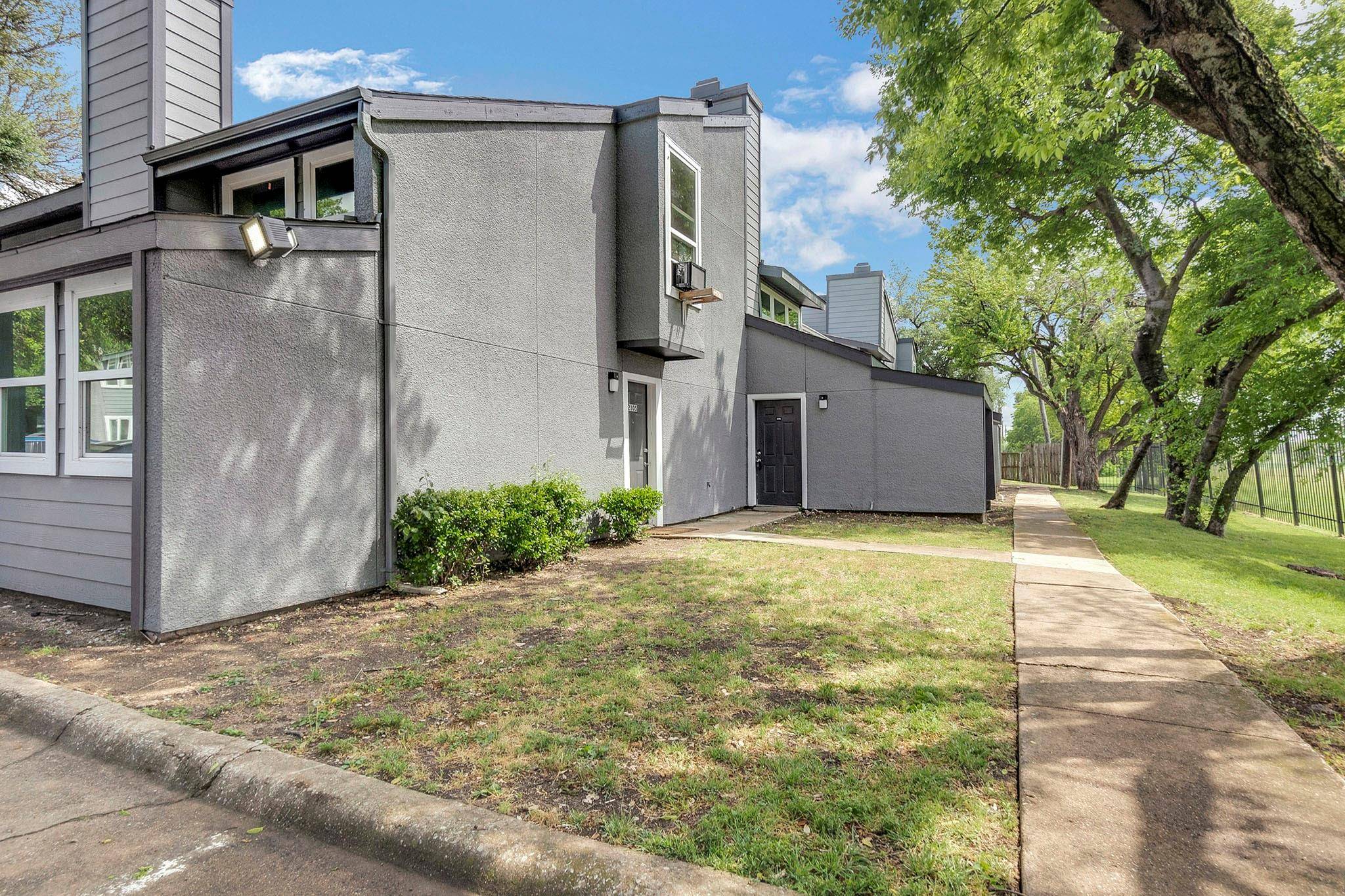 Dallas, TX 75243,9696 Walnut Street #2106