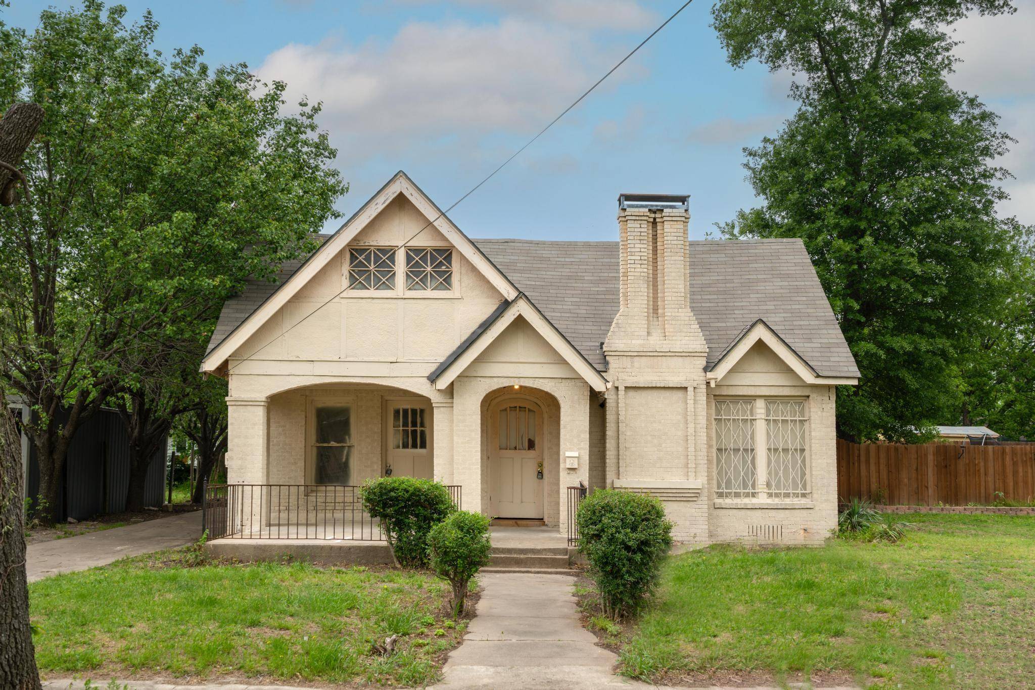 Greenville, TX 75401,1904 Sayle Street