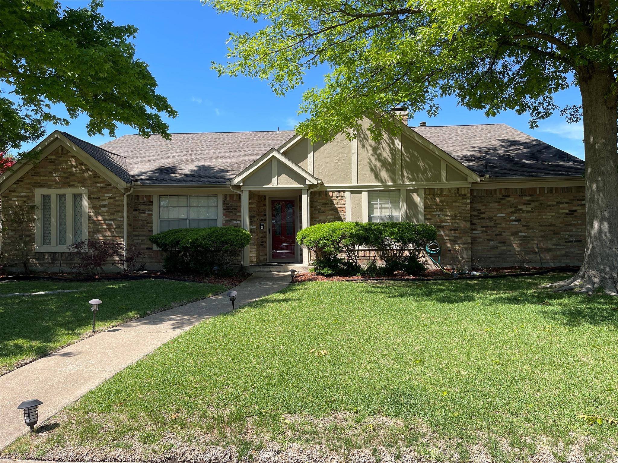 Dallas, TX 75248,6911 Middle Cove Drive