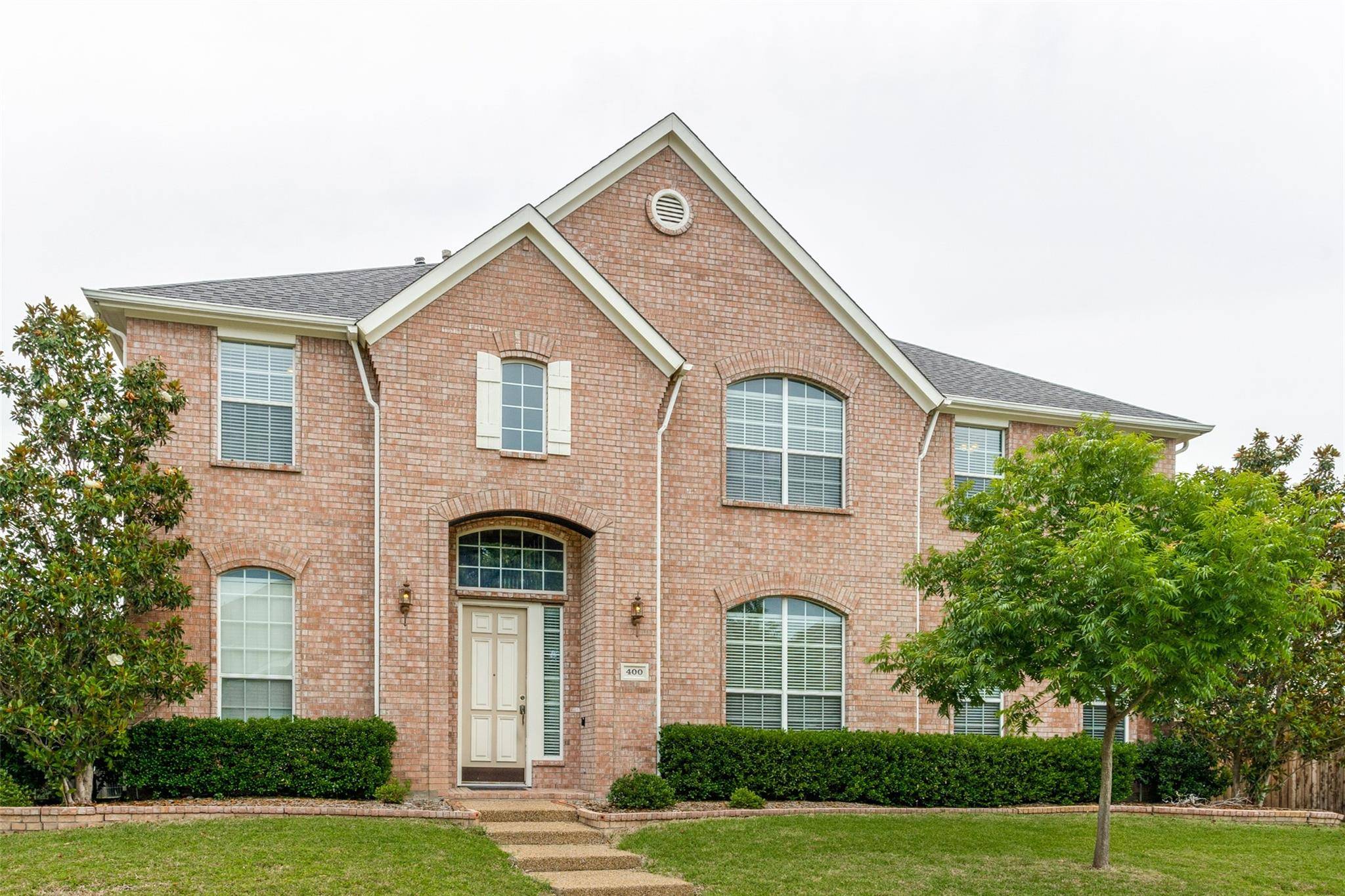 Murphy, TX 75094,400 Post Oak Trail