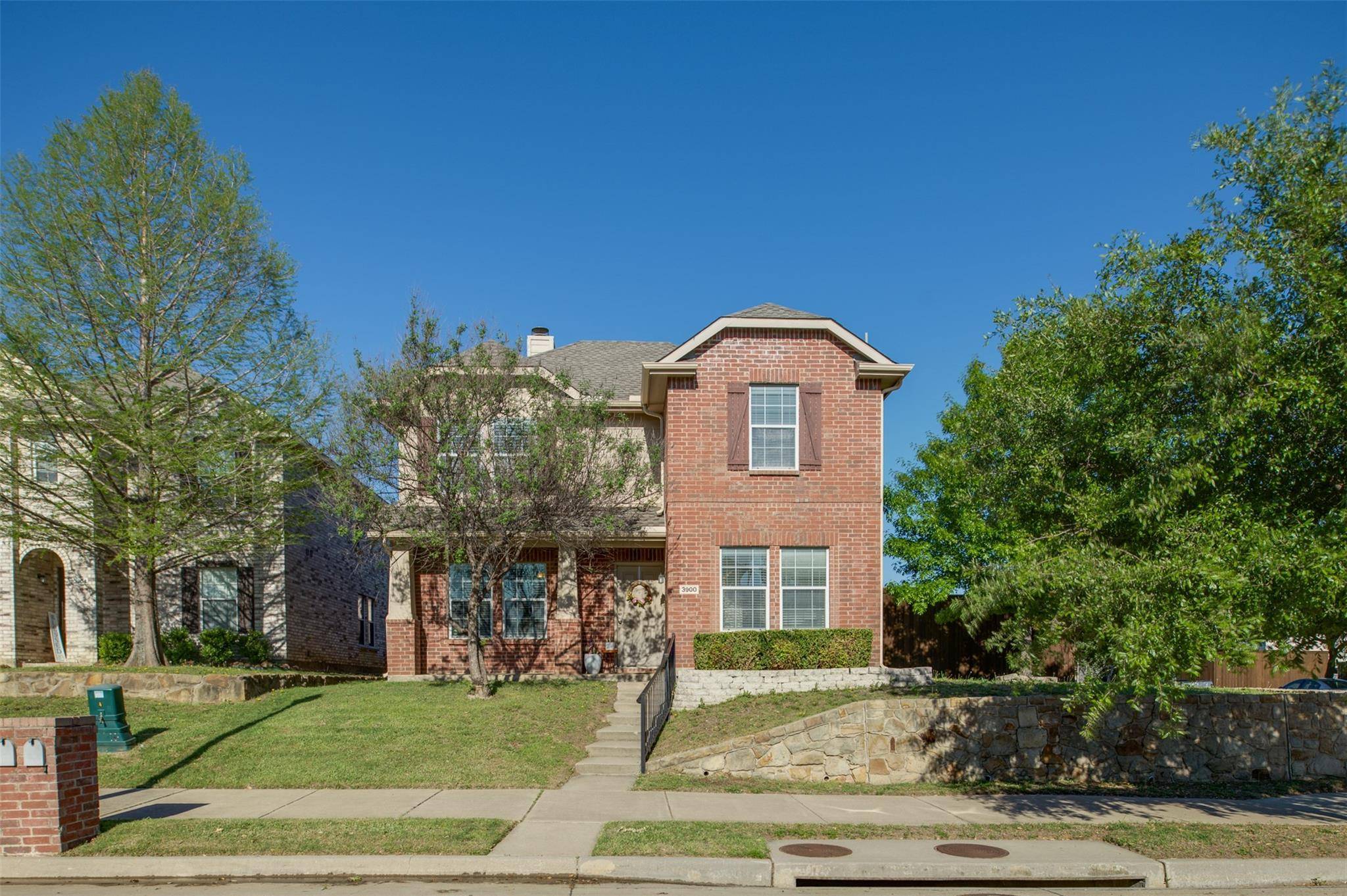 Denton, TX 76208,3900 Camino Real Trail