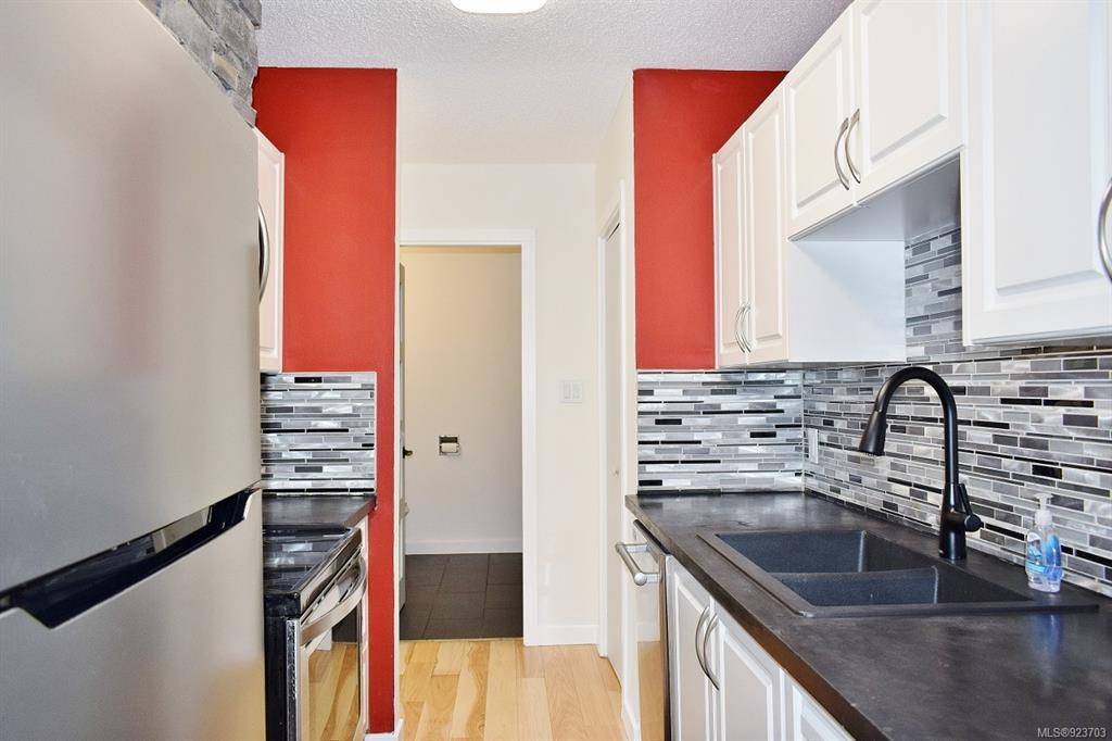 Duncan, BC V9L 4C1,3271 Cowichan Lake Rd #5