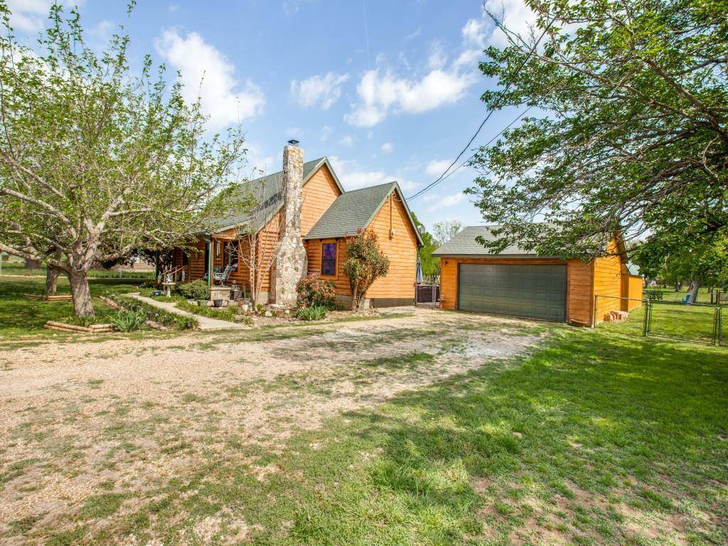 Whitney, TX 76692,114 Quail Lake Drive W