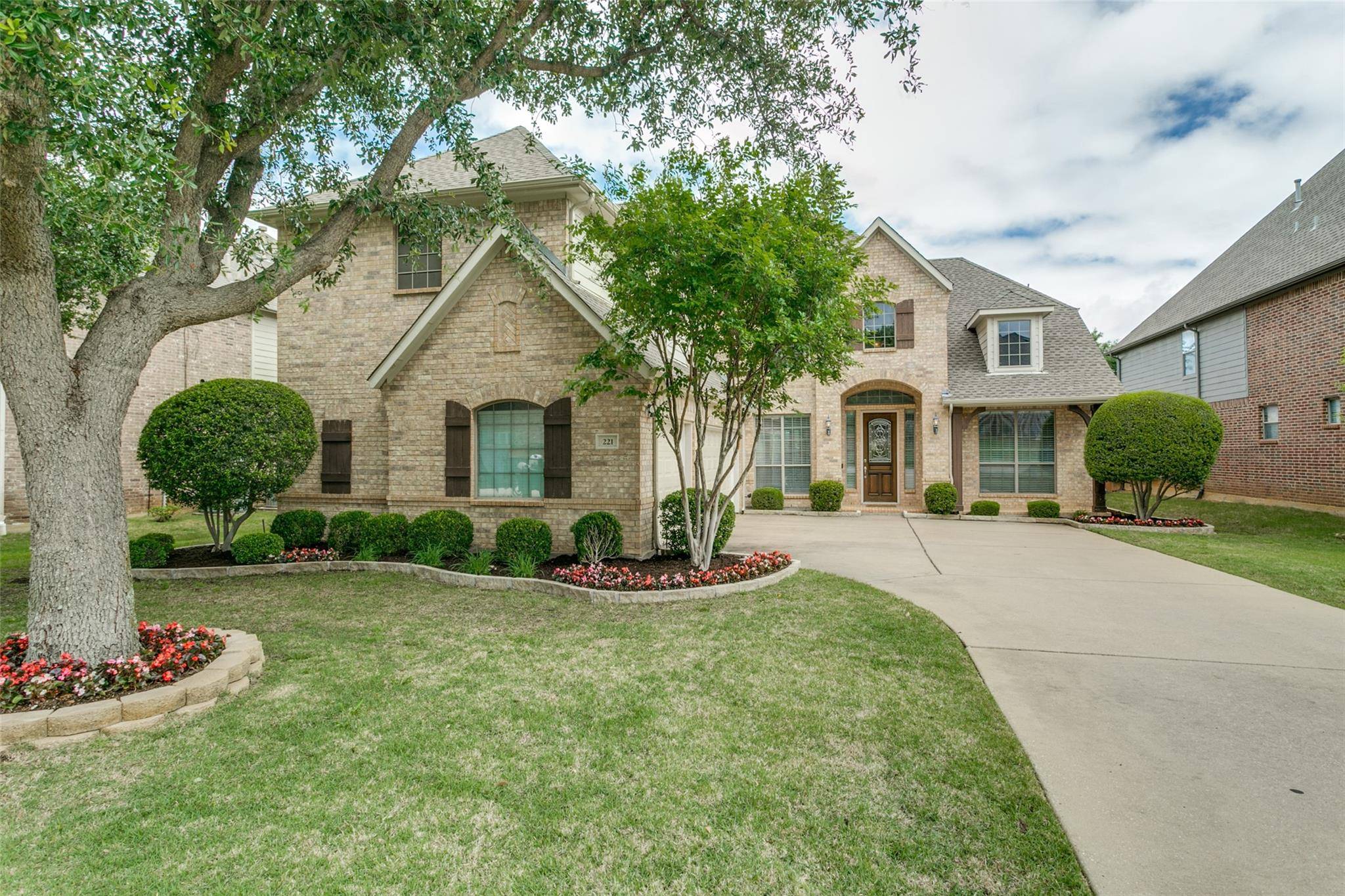 Keller, TX 76248,221 Edenderry Drive