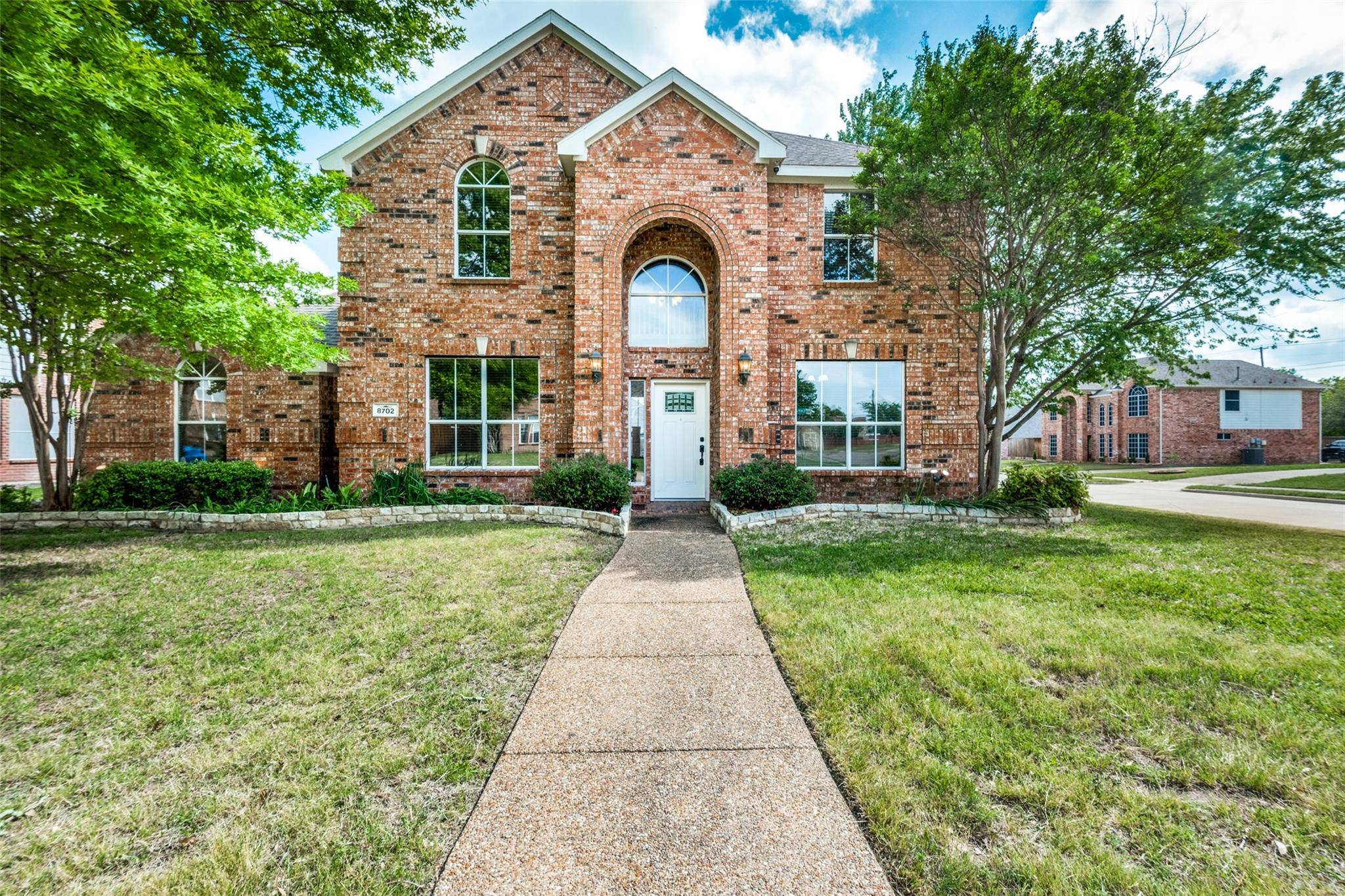 Rowlett, TX 75088,8702 Lakeside Drive