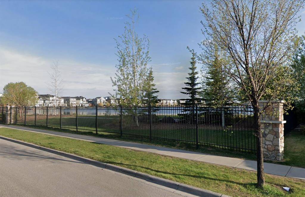 Calgary, AB T3M 0K7,124 Auburn Bay AVE SE