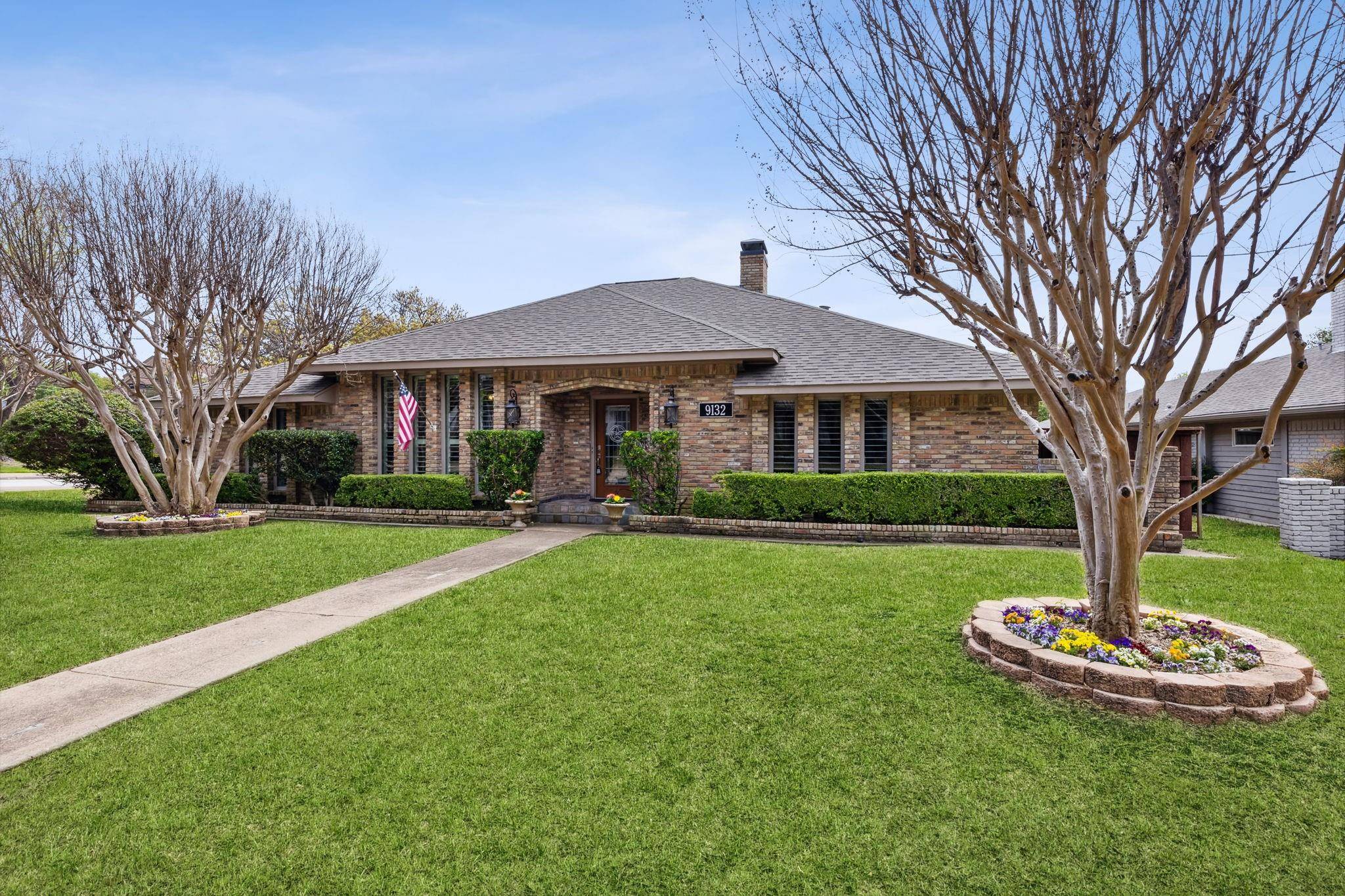 Dallas, TX 75243,9132 Windy Crest Drive