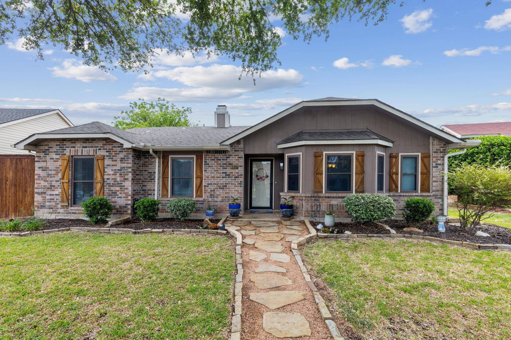 The Colony, TX 75056,6857 Younger Drive