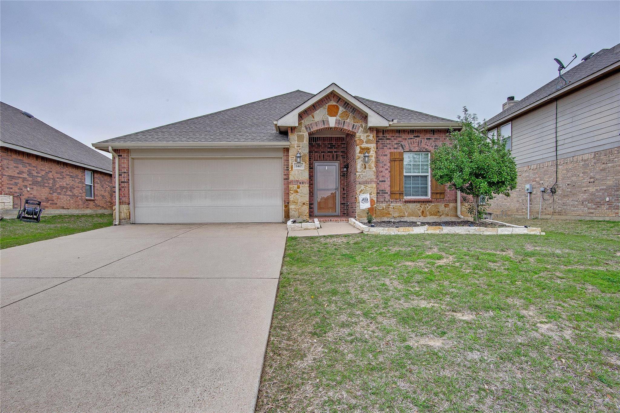 Burleson, TX 76028,840 Grant Street