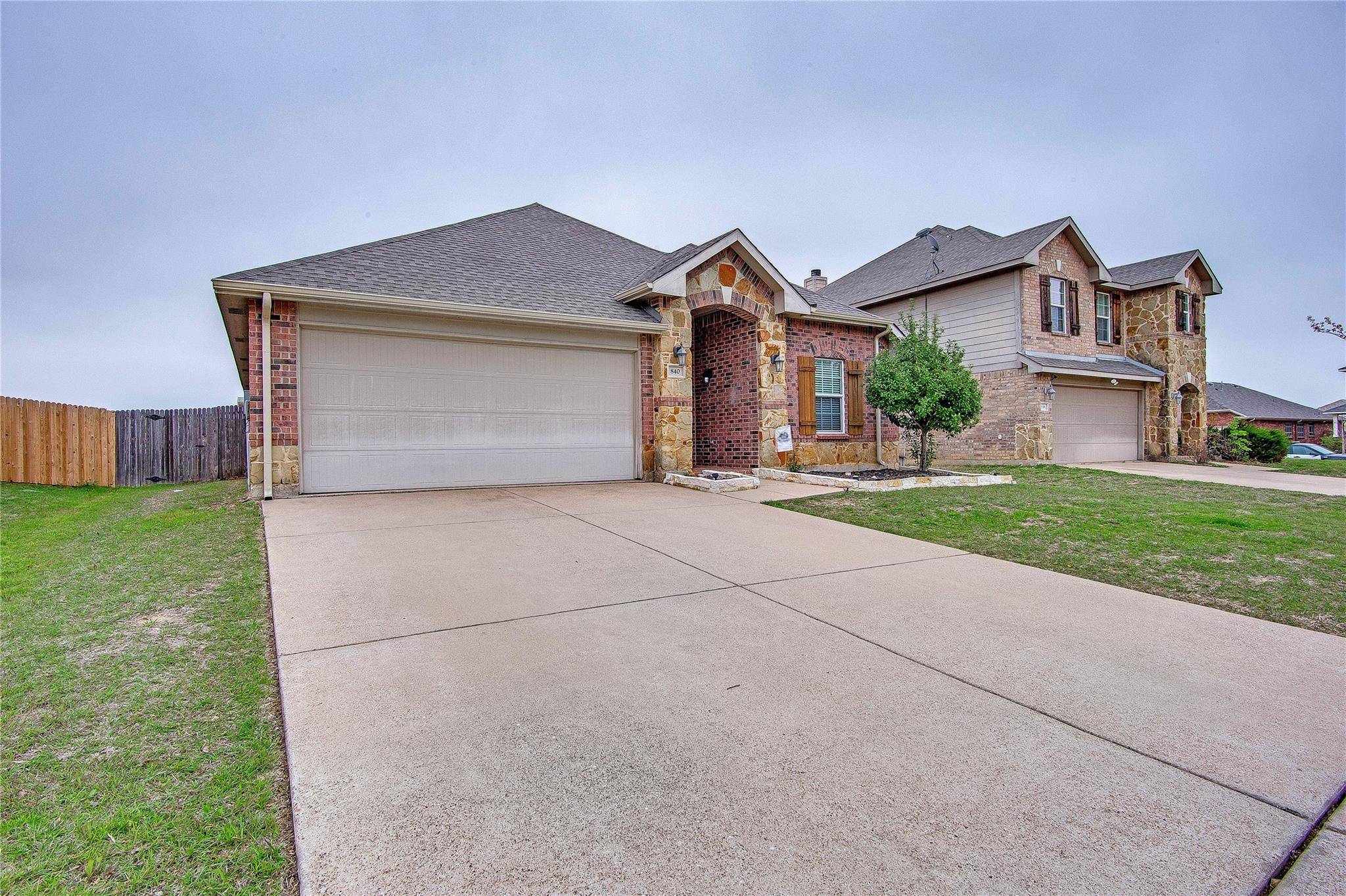 Burleson, TX 76028,840 Grant Street