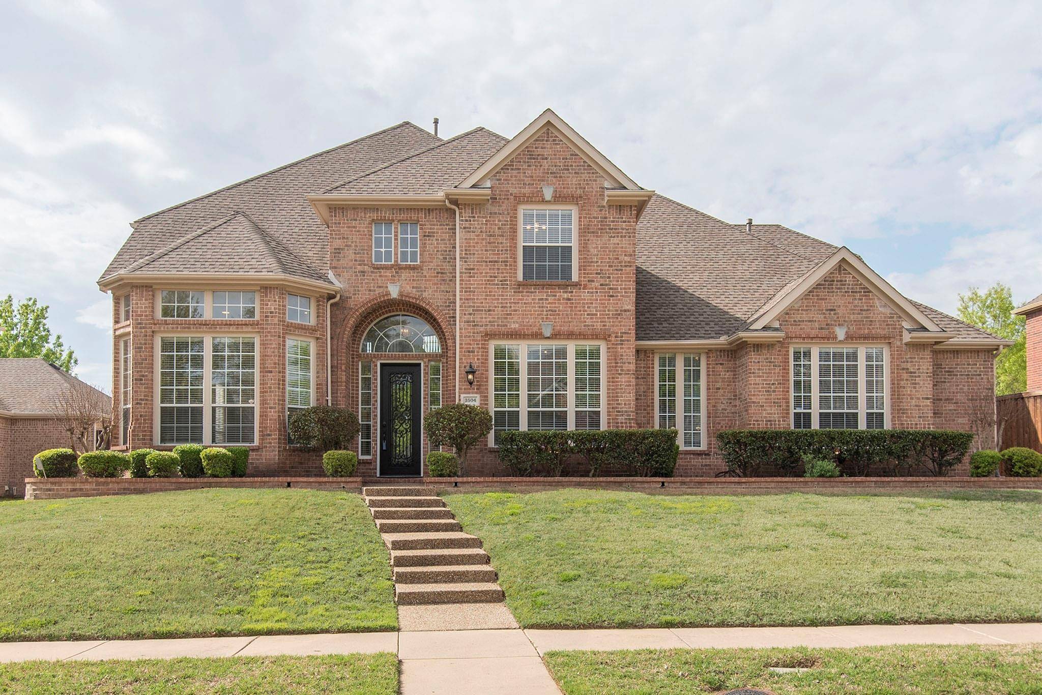 Plano, TX 75025,3504 Leighton Ridge Drive