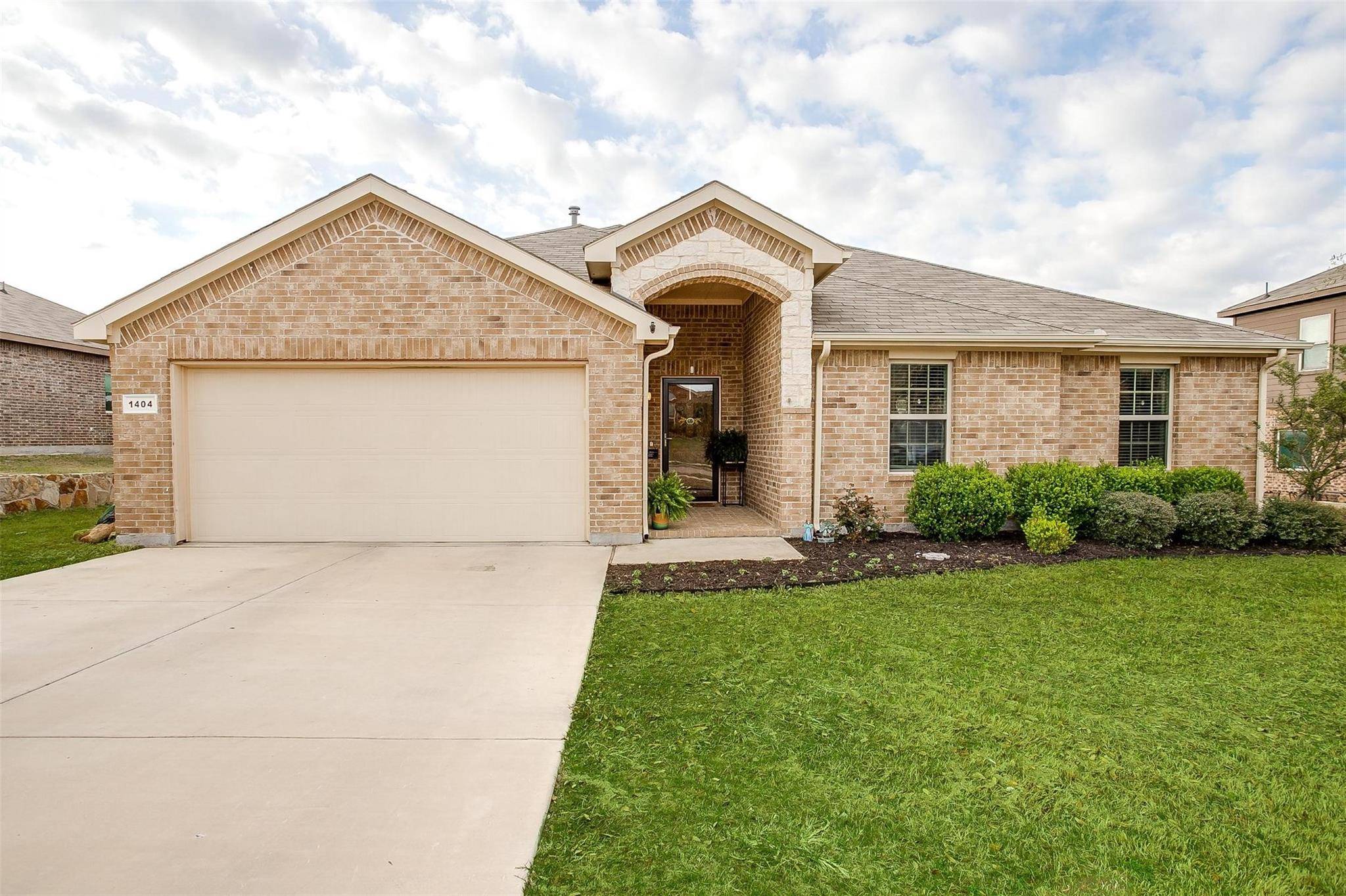 Azle, TX 76020,1404 Glenwood Drive