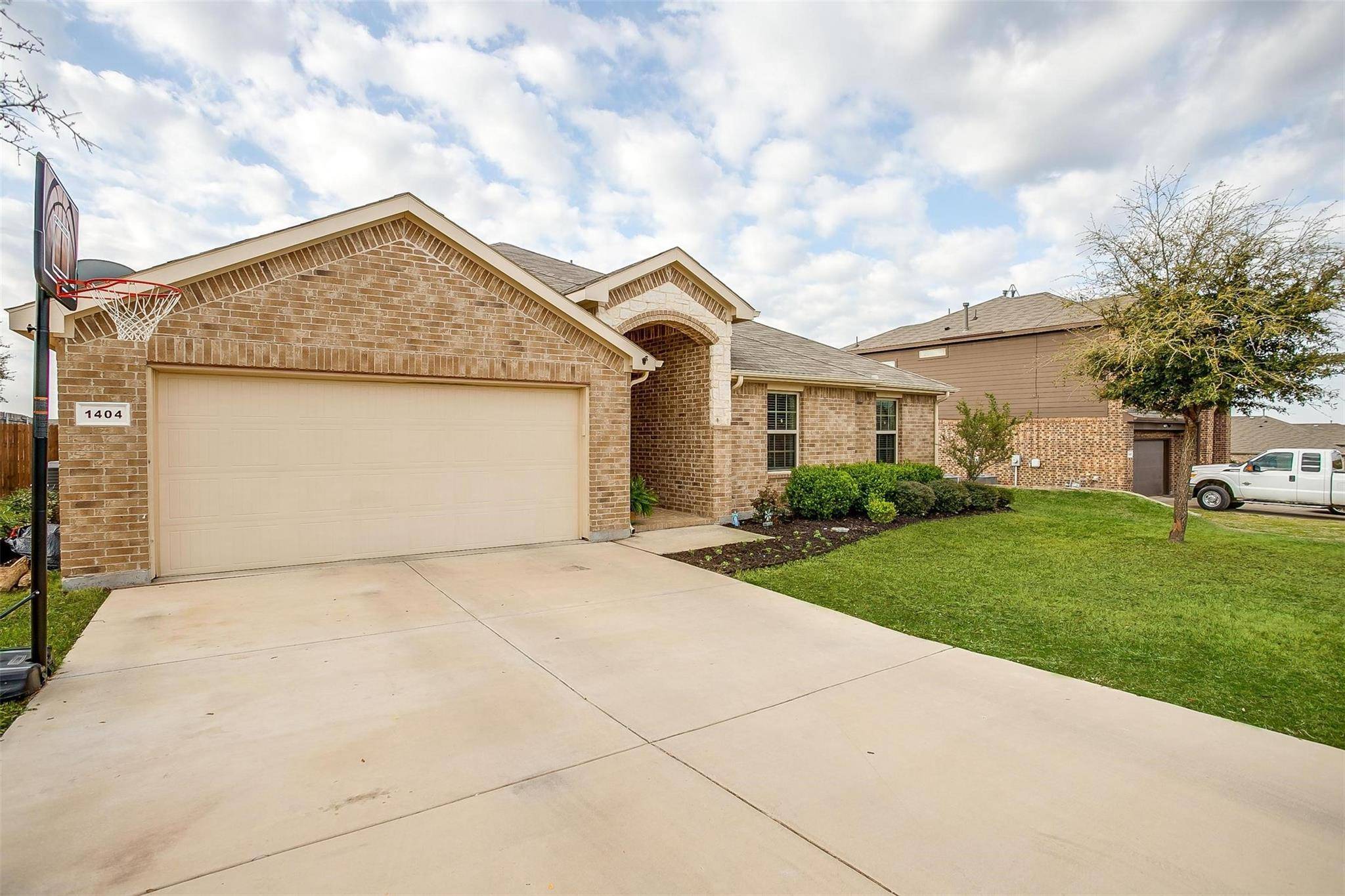 Azle, TX 76020,1404 Glenwood Drive