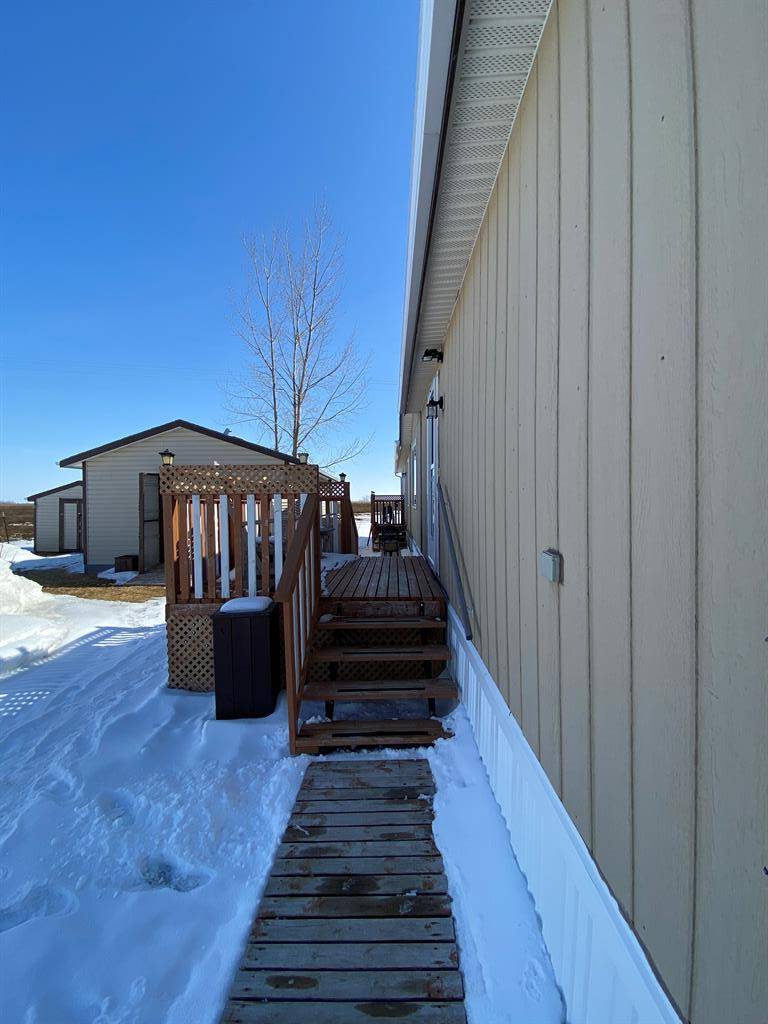 Rosemary, AB T0J 2W0,18 Roseglen DR